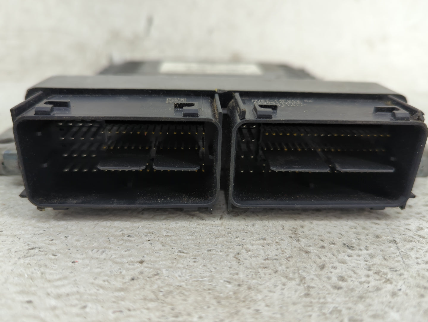 2017-2019 Ford Escape PCM Engine Control Computer ECU ECM PCU OEM P/N:HU5A-12A650-CA GV6A-12B684-CB Fits OEM Used Auto Parts