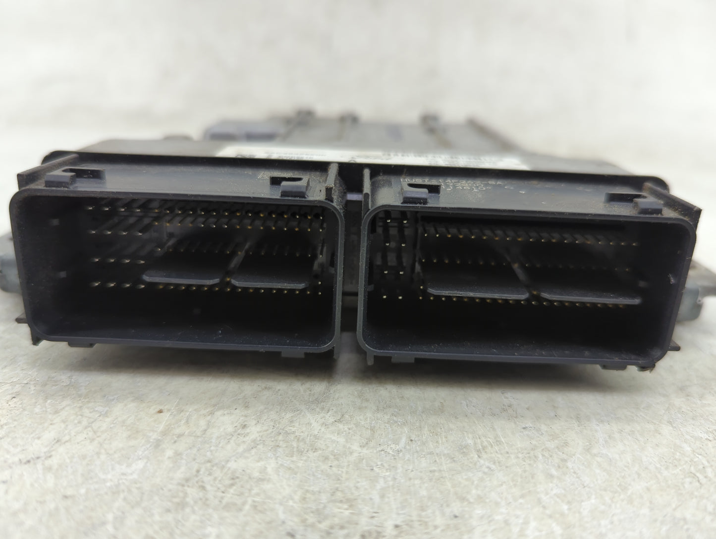 2017-2019 Ford Escape PCM Engine Control Computer ECU ECM PCU OEM P/N:HJ5A-12A650-MA FV6A-12B684-AB Fits Fits 2017 2018 2019
