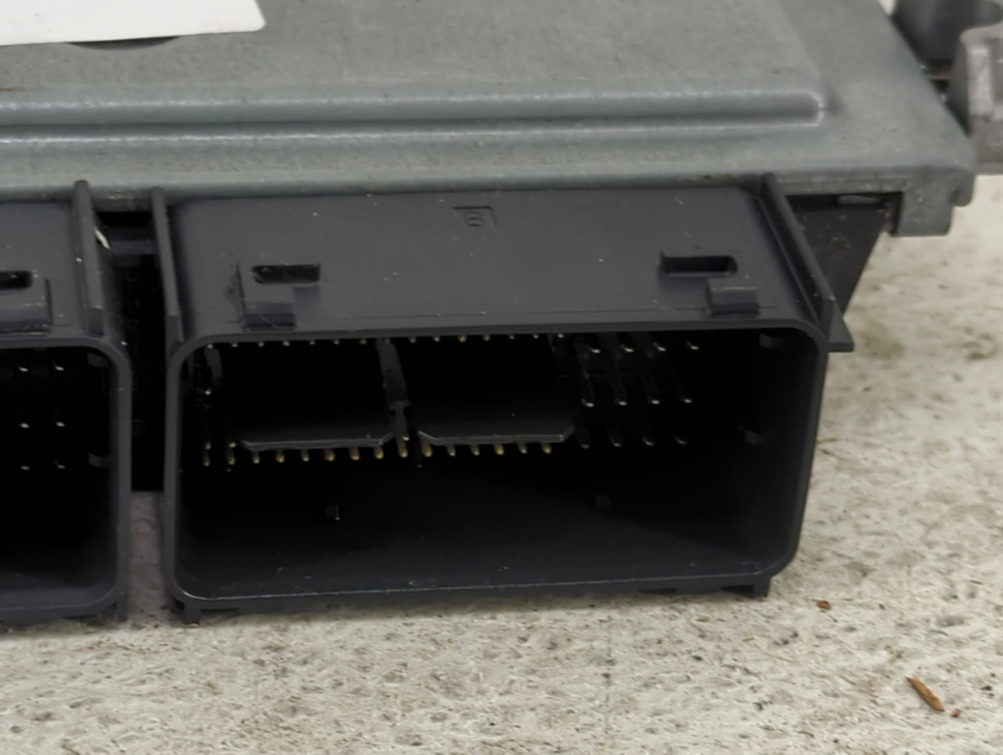 2017-2019 Ford Escape PCM Engine Control Computer ECU ECM PCU OEM P/N:HJ5A-12A650-MA FV6A-12B684-AB Fits Fits 2017 2018 2019