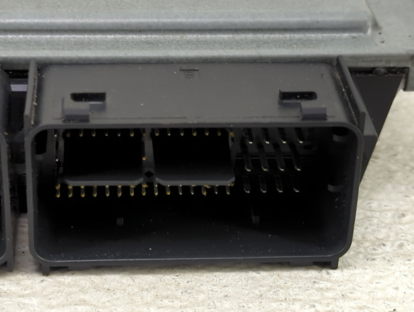 2017-2019 Ford Escape PCM Engine Control Computer ECU ECM PCU OEM P/N:HJ5T-14F242-BA HJ6A-12A650-MA Fits Fits 2017 2018 2019