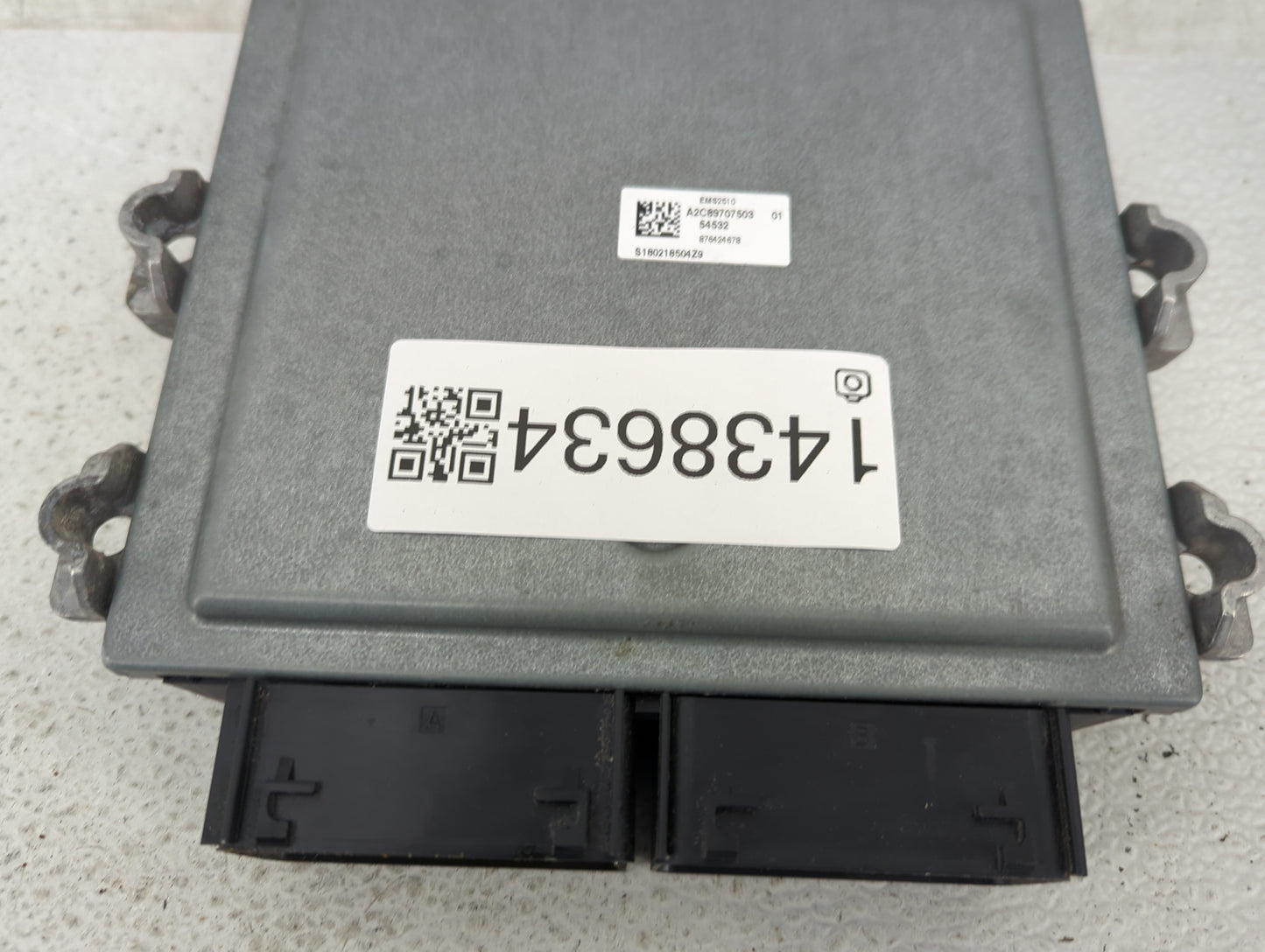 2017-2019 Ford Escape PCM Engine Control Computer ECU ECM PCU OEM P/N:HJ5A-12A650-MA FV6A-12B684-AB Fits Fits 2017 2018 2019