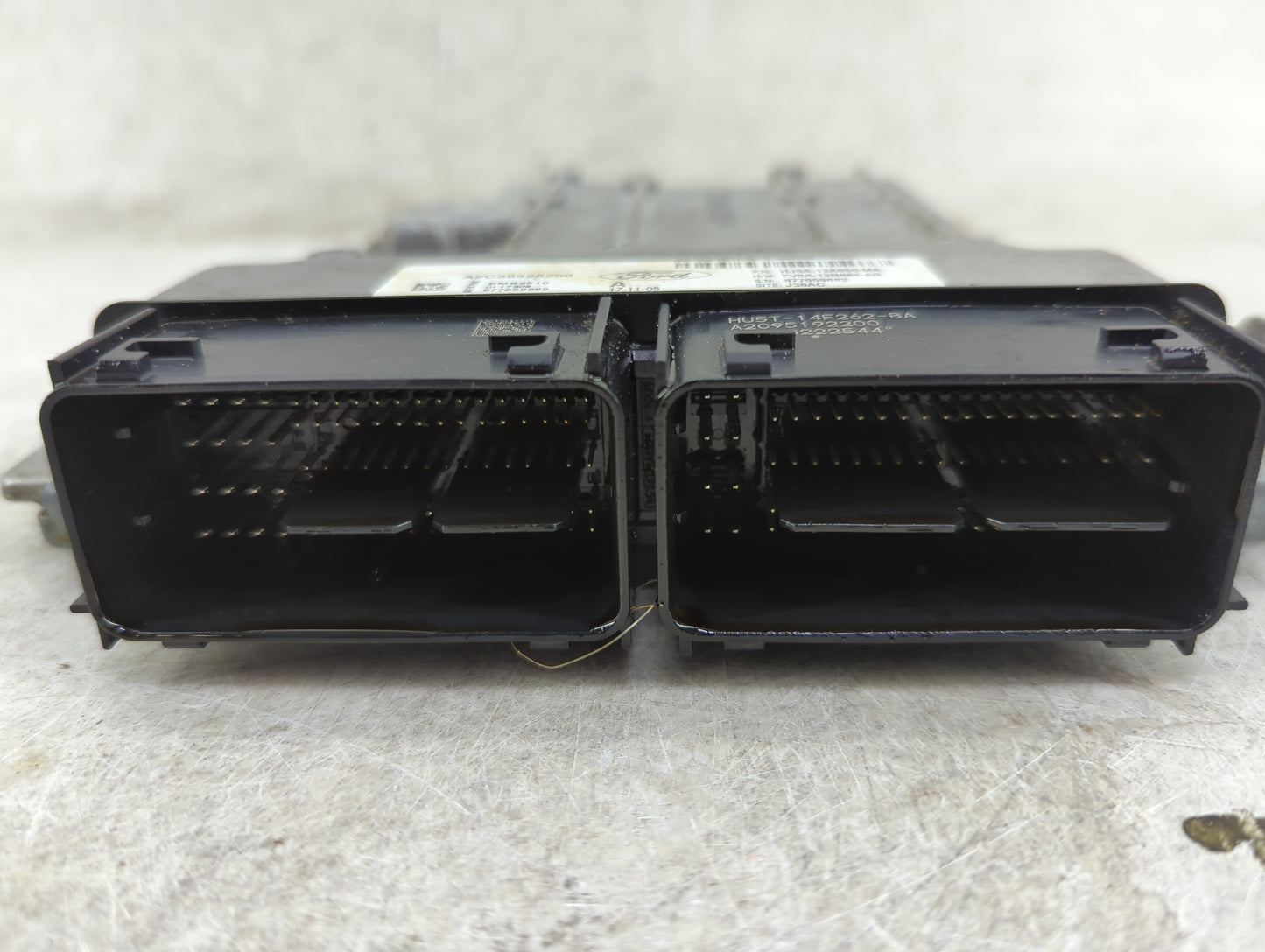 2017-2019 Ford Escape PCM Engine Control Computer ECU ECM PCU OEM P/N:HJ5A-12A650-MA FV6A-12B684-AB Fits Fits 2017 2018 2019