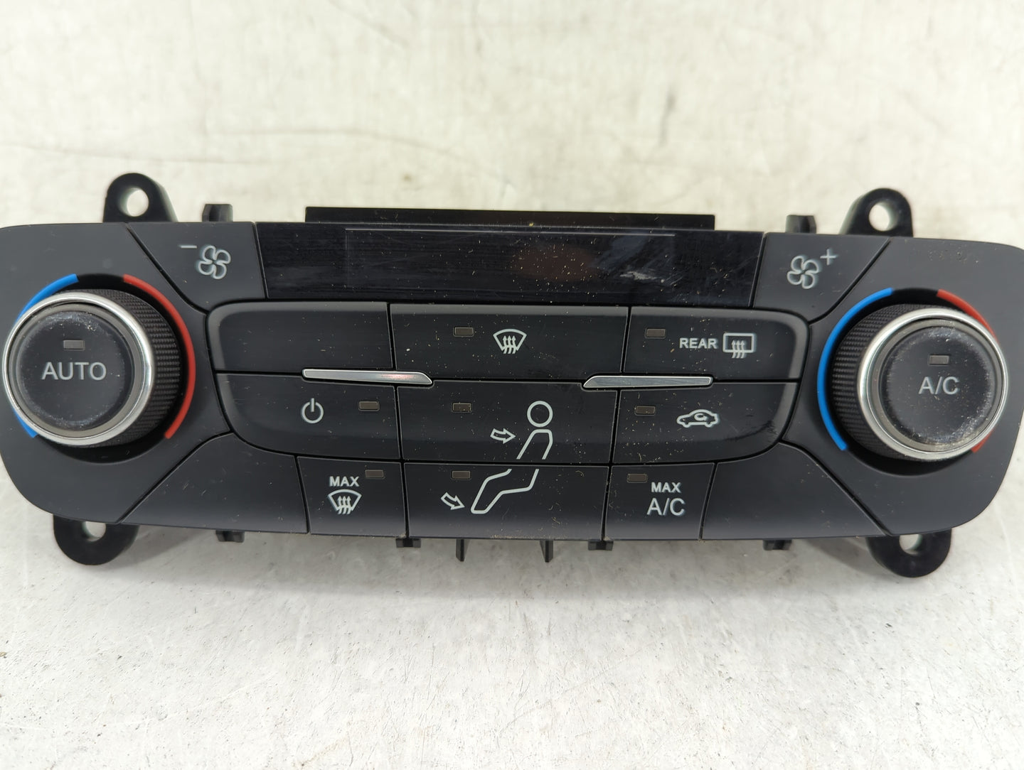 2017 Ford Escape Climate Control Module Temperature AC/Heater Replacement P/N:GJ5T-18C612-AE Fits OEM Used Auto Parts - Oemu