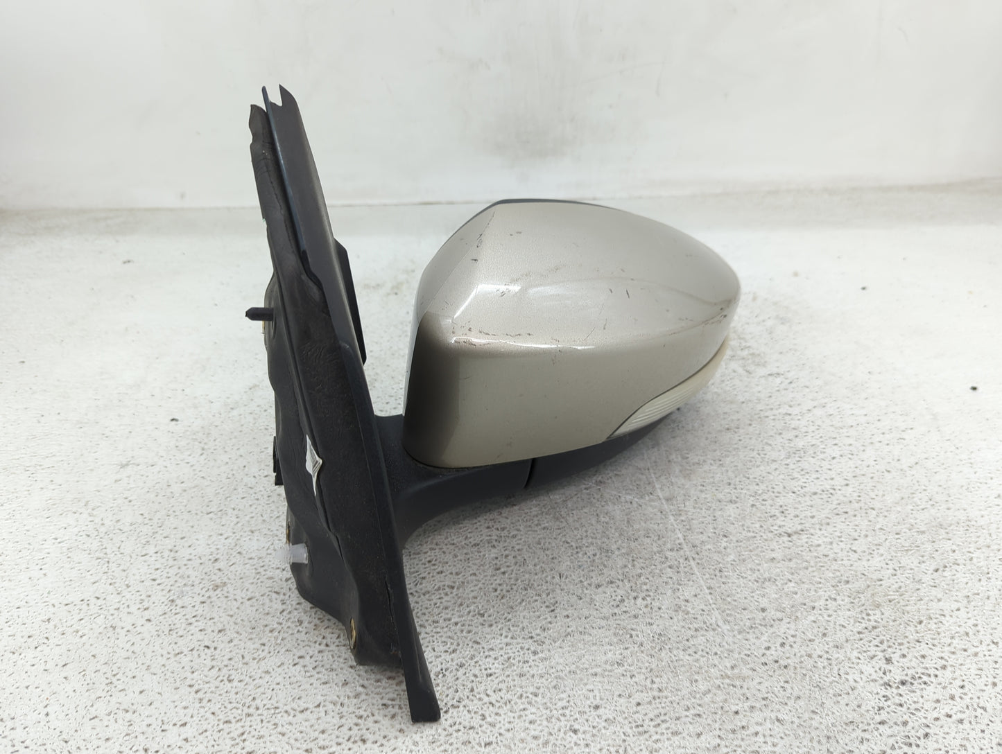 2017-2019 Ford Escape Driver Side View Mirror - Left Door Mirror OEM Used - Oemusedautoparts1.com