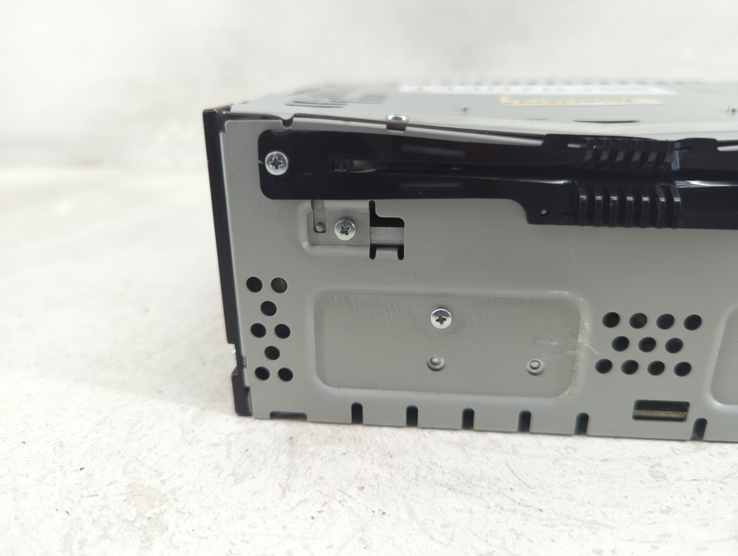 2015-2019 Ford Escape Radio AM FM Cd Player Receiver Replacement Fits Fits 2015 2016 2017 2018 2019 OEM Used Auto Parts - Oe