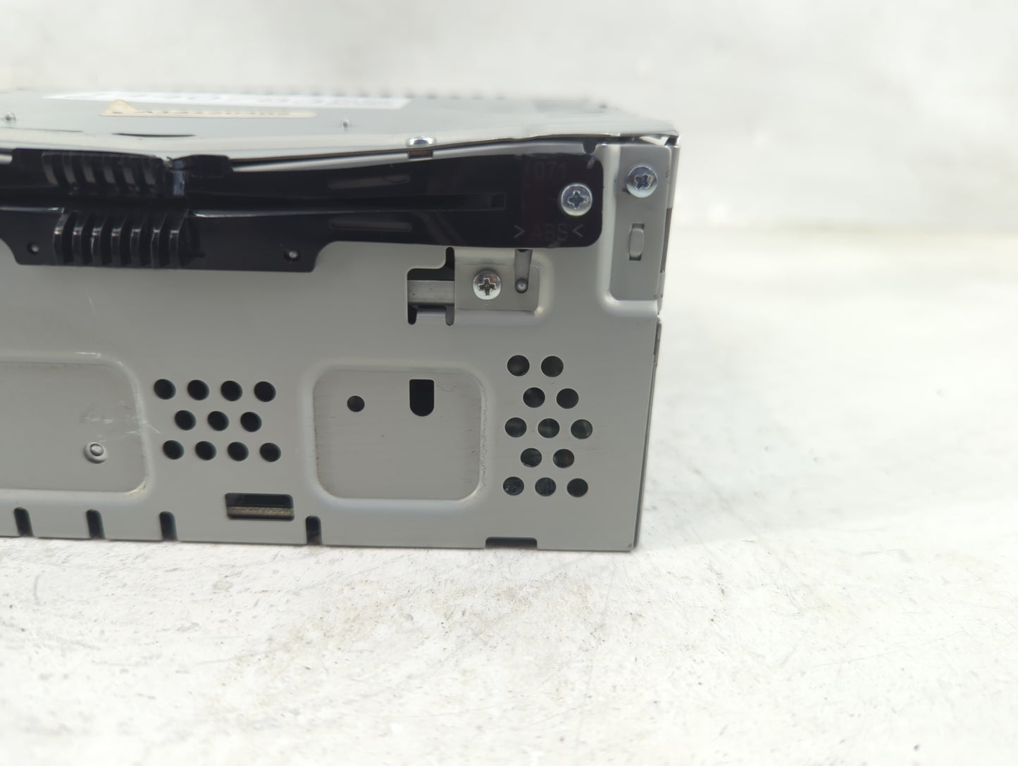 2015-2019 Ford Escape Radio AM FM Cd Player Receiver Replacement Fits Fits 2015 2016 2017 2018 2019 OEM Used Auto Parts - Oe