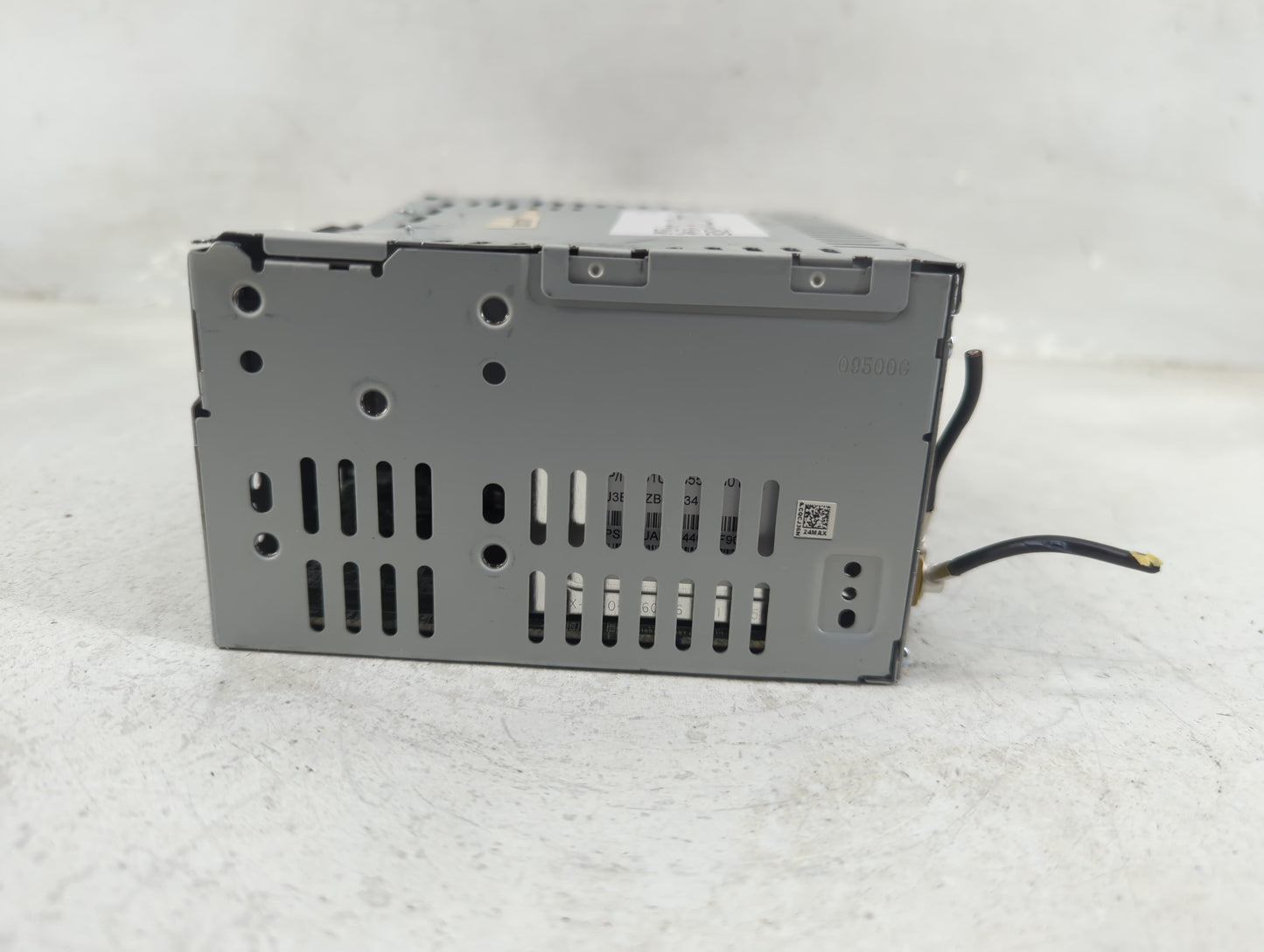2015-2019 Ford Escape Radio AM FM Cd Player Receiver Replacement Fits Fits 2015 2016 2017 2018 2019 OEM Used Auto Parts - Oe