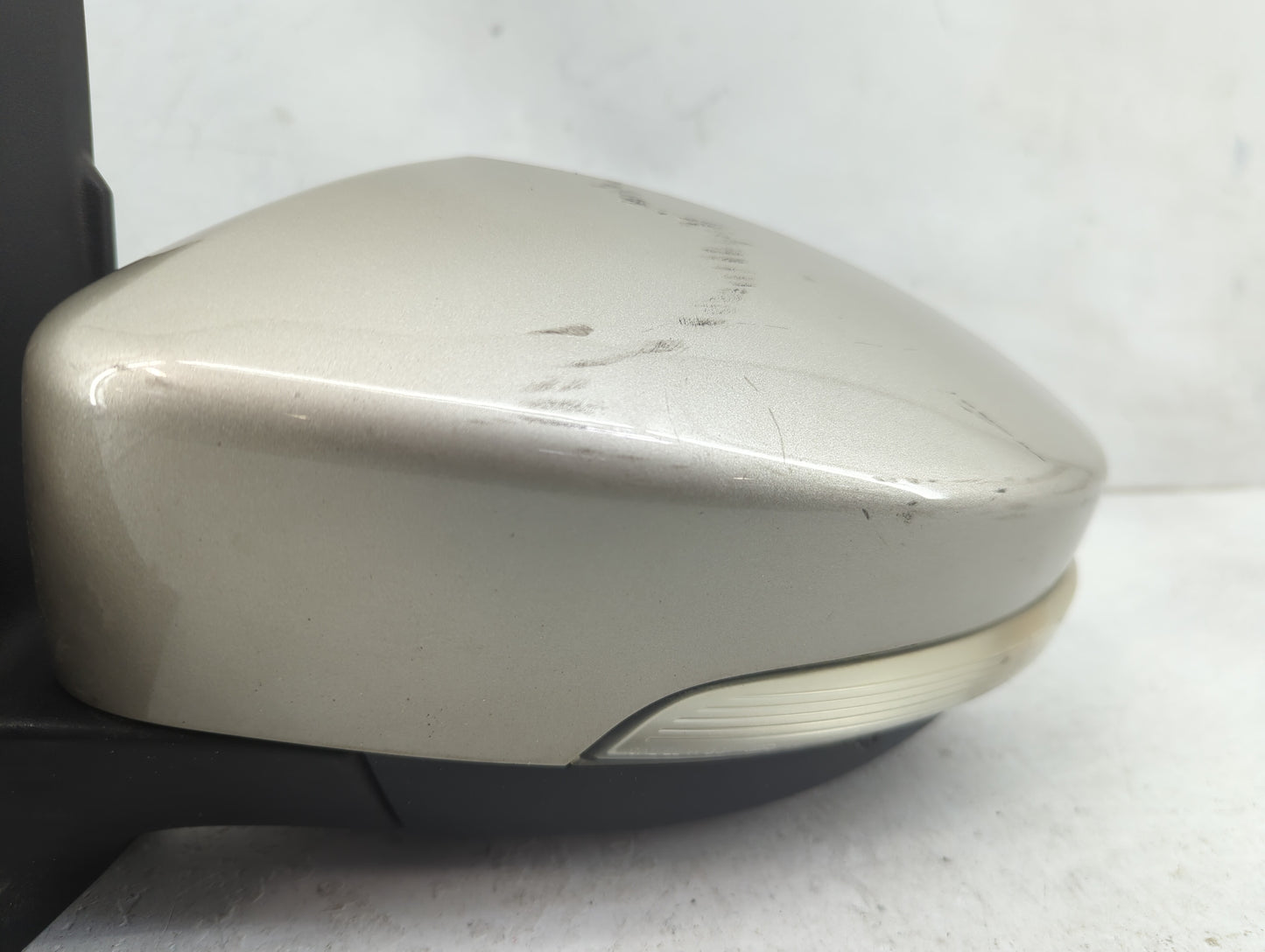 2017-2019 Ford Escape Driver Side View Mirror - Left Door Mirror OEM Used - Oemusedautoparts1.com