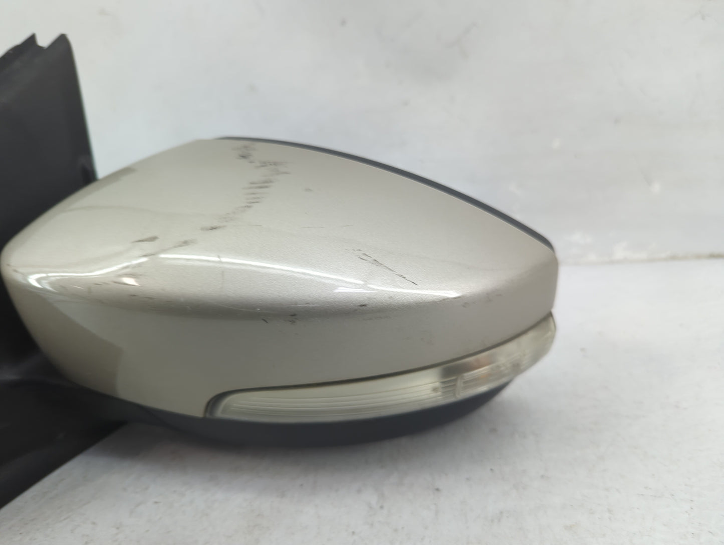 2017-2019 Ford Escape Driver Side View Mirror - Left Door Mirror OEM Used - Oemusedautoparts1.com