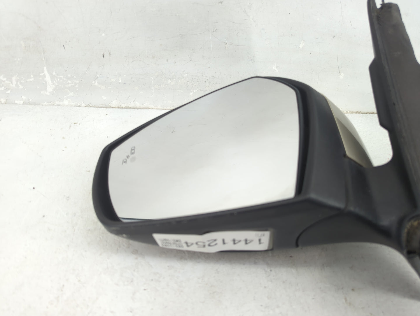 2017-2019 Ford Escape Driver Side View Mirror - Left Door Mirror OEM Used - Oemusedautoparts1.com