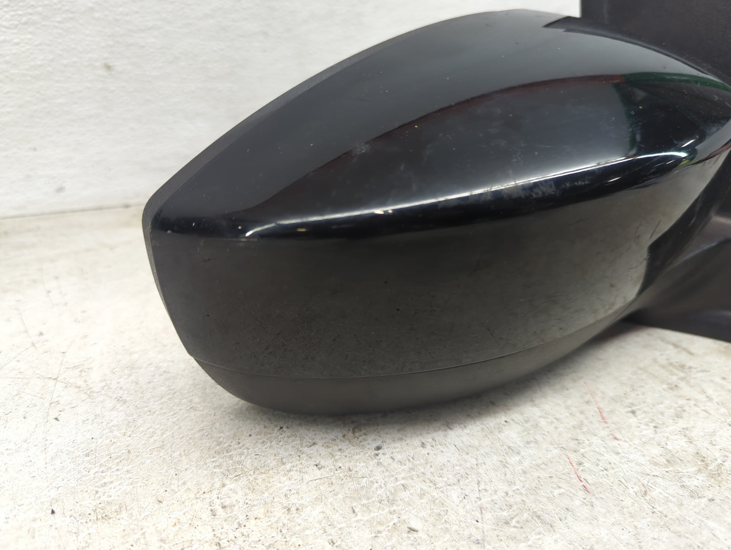 2017-2019 Ford Escape Passenger Side View Mirror - Right Door Mirror OEM Used - Oemusedautoparts1.com