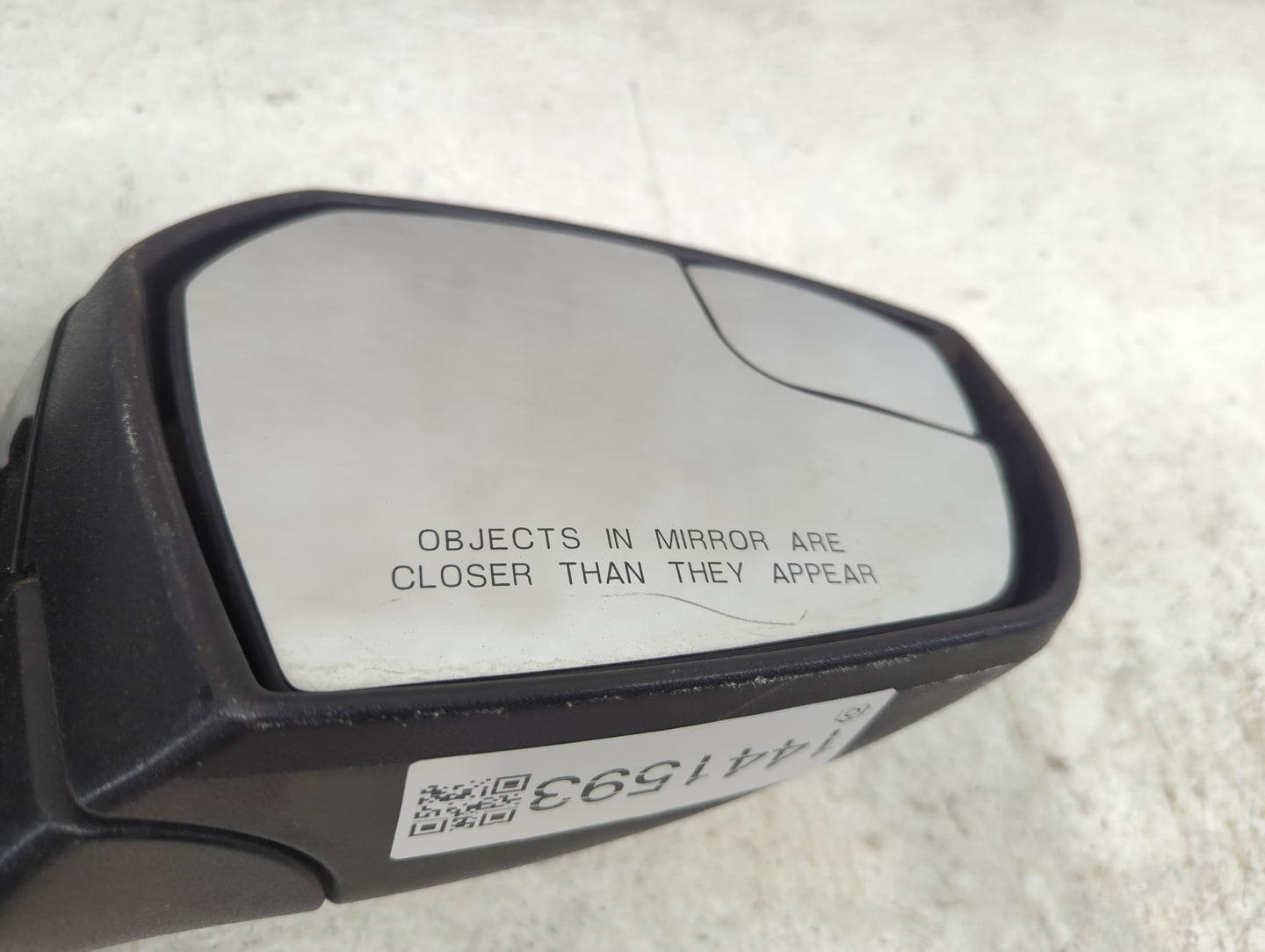 2017-2019 Ford Escape Passenger Side View Mirror - Right Door Mirror OEM Used - Oemusedautoparts1.com