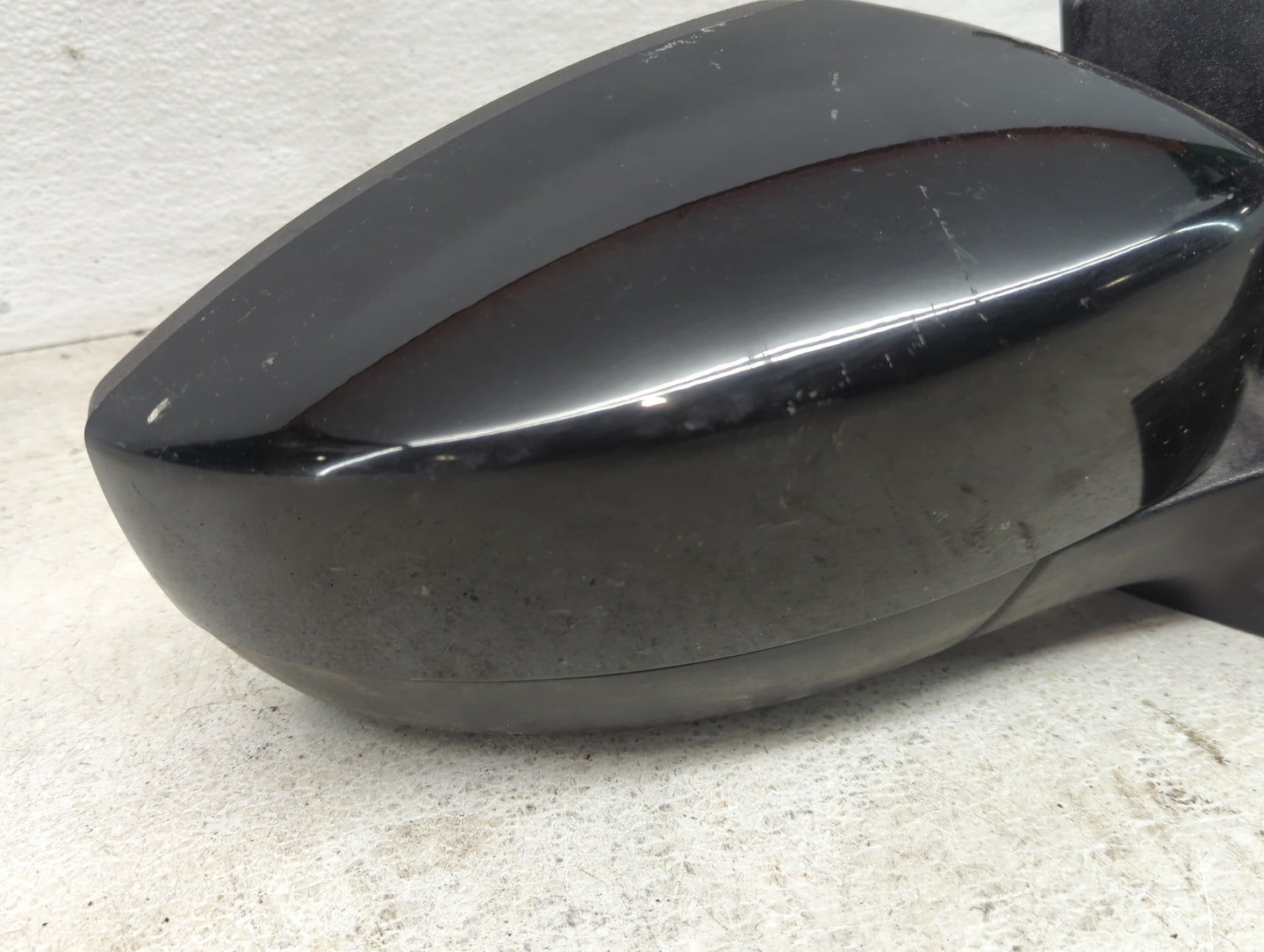 2017-2019 Ford Escape Passenger Side View Mirror - Right Door Mirror OEM Used - Oemusedautoparts1.com