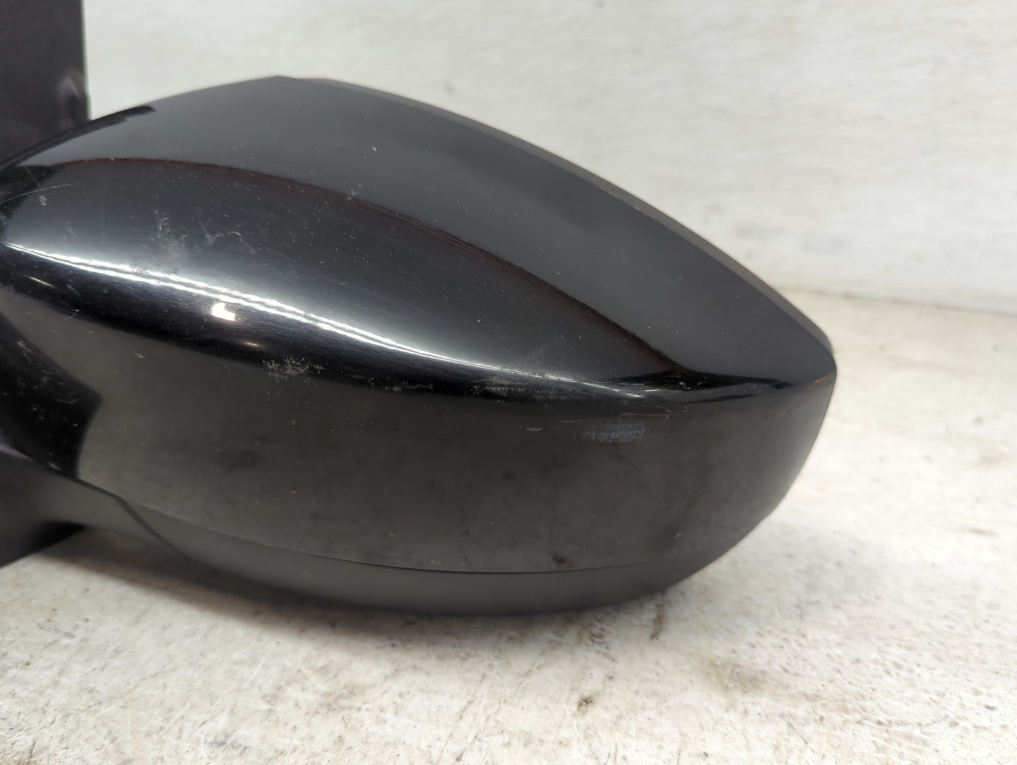 2017-2019 Ford Escape Driver Side View Mirror - Left Door Mirror OEM Used - Oemusedautoparts1.com