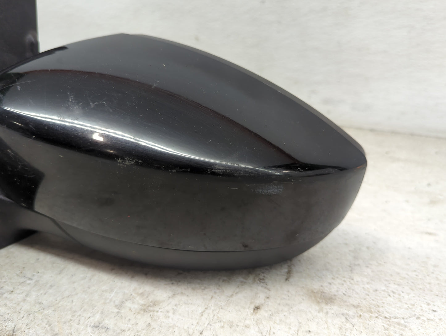 2017-2019 Ford Escape Driver Side View Mirror - Left Door Mirror OEM Used - Oemusedautoparts1.com