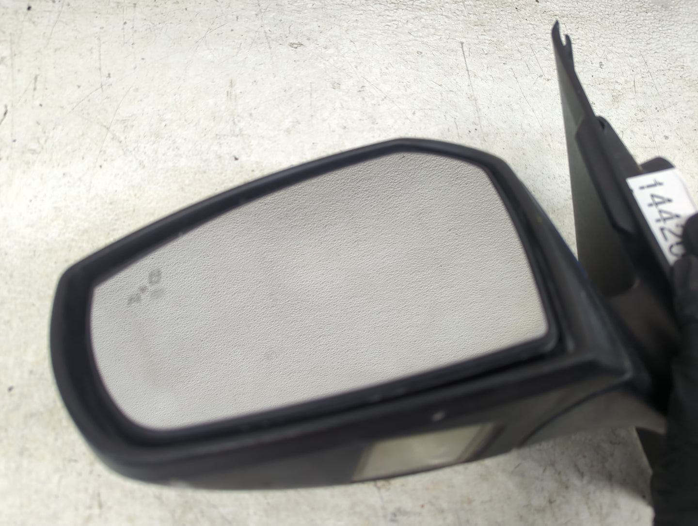 2017-2019 Ford Escape Driver Side View Mirror - Left Door Mirror OEM Used - Oemusedautoparts1.com
