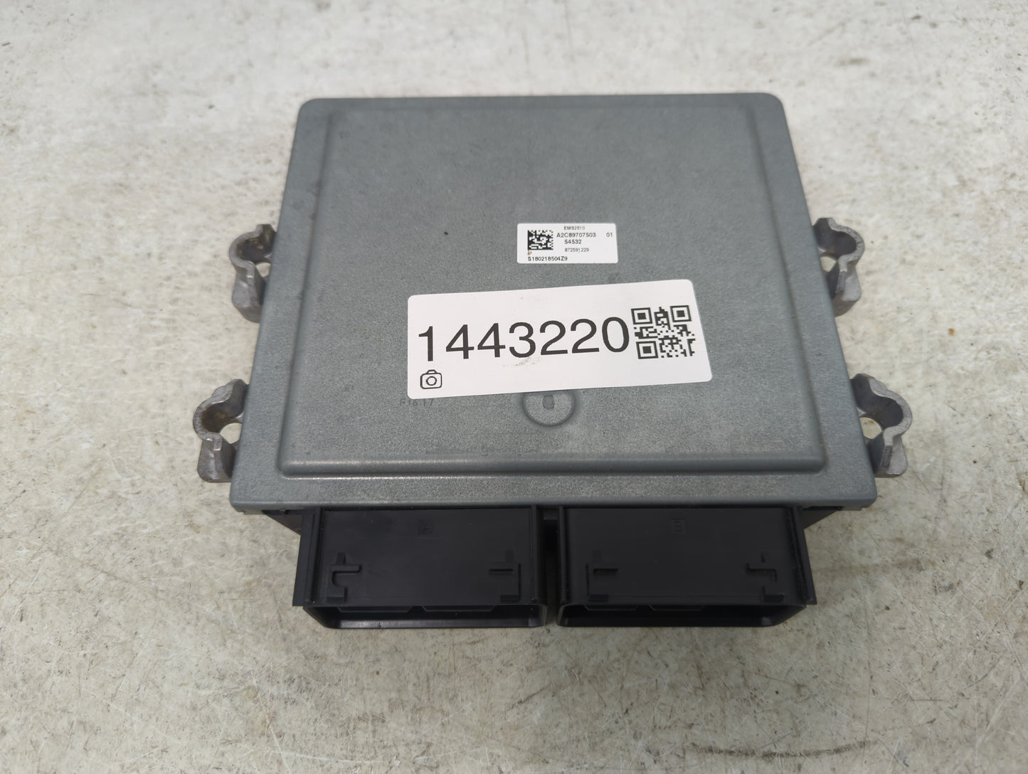 2017-2019 Ford Escape PCM Engine Control Computer ECU ECM PCU OEM P/N:HJ5A-12A650-MA FV6A-12B684-AB Fits Fits 2017 2018 2019