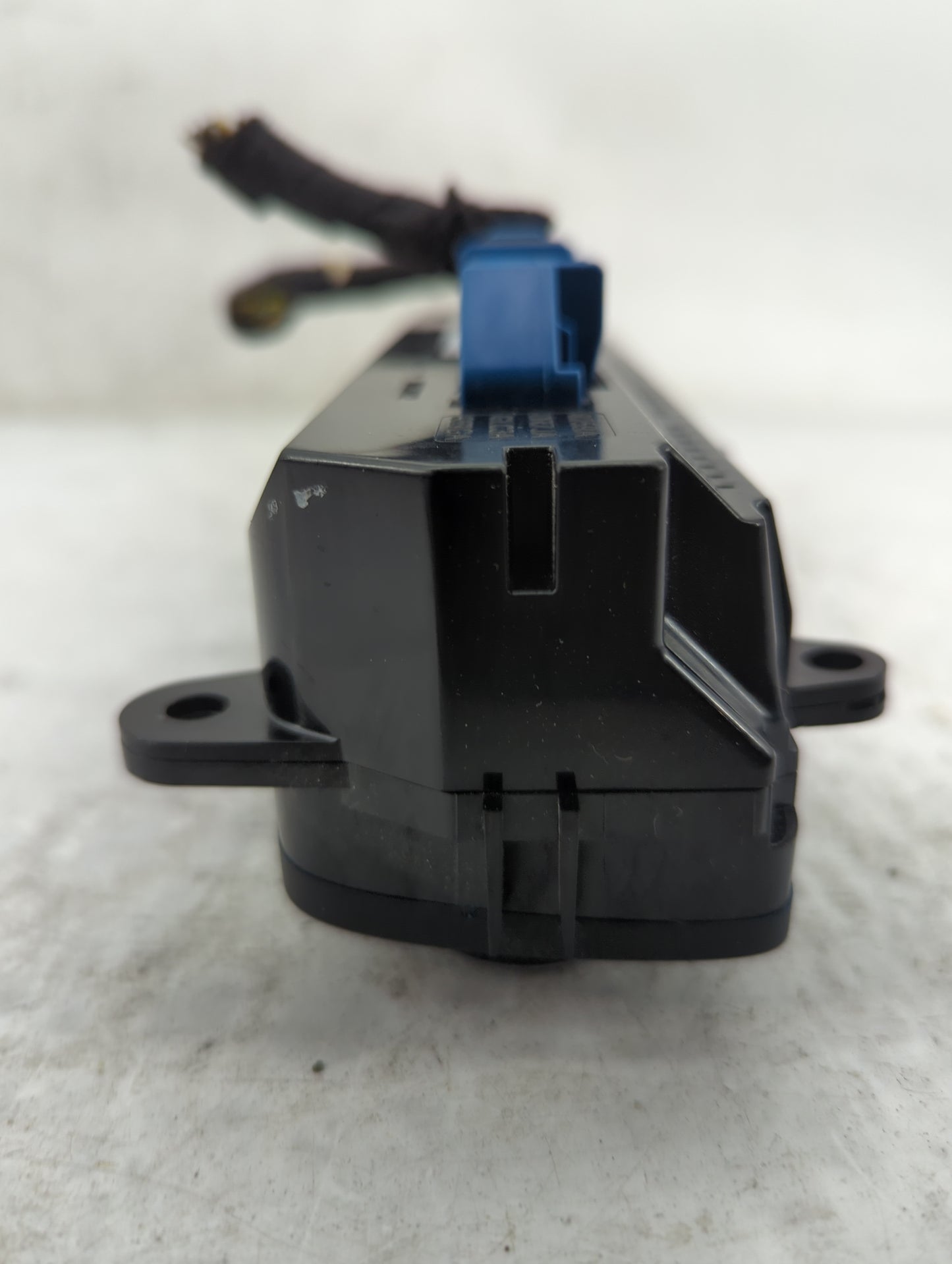 2017 Ford Escape Climate Control Module Temperature AC/Heater Replacement P/N:GJ5T-18C612-FA Fits OEM Used Auto Parts - Oemu