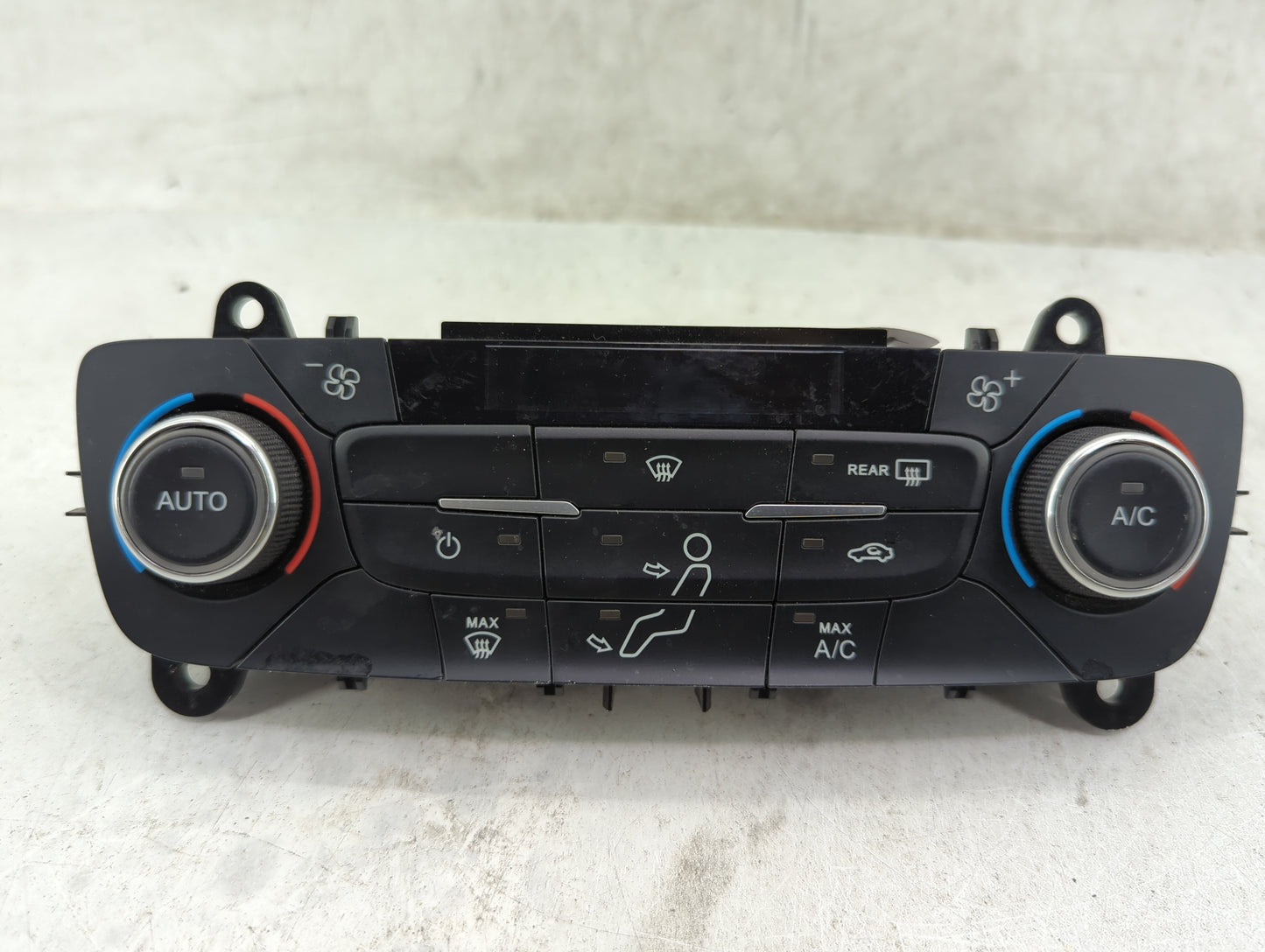 2017 Ford Escape Climate Control Module Temperature AC/Heater Replacement P/N:GJ5T-18C612-AC Fits OEM Used Auto Parts - Oemu