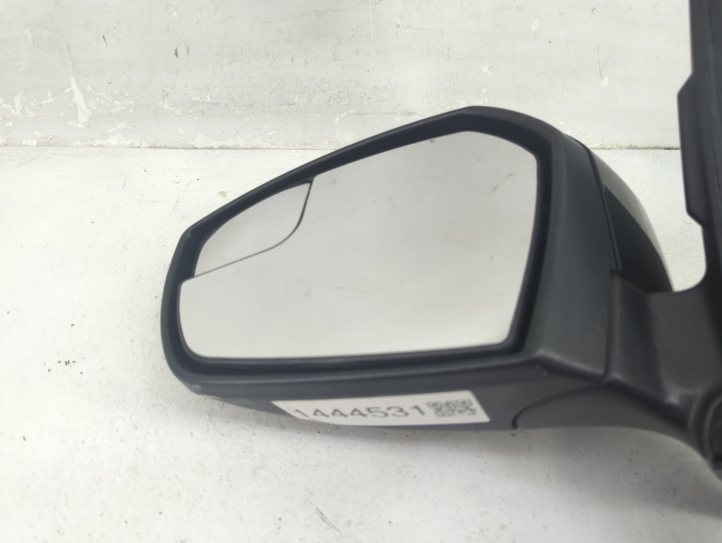 2017-2019 Ford Escape Driver Side View Mirror - Left Door Mirror OEM Used - Oemusedautoparts1.com
