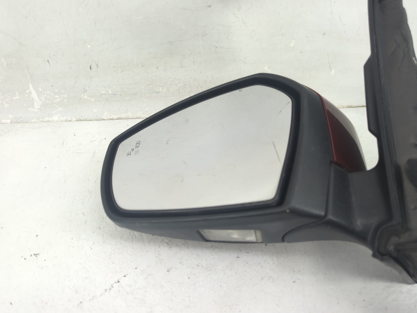 2017-2019 Ford Escape Driver Side View Mirror - Left Door Mirror OEM Used - Oemusedautoparts1.com