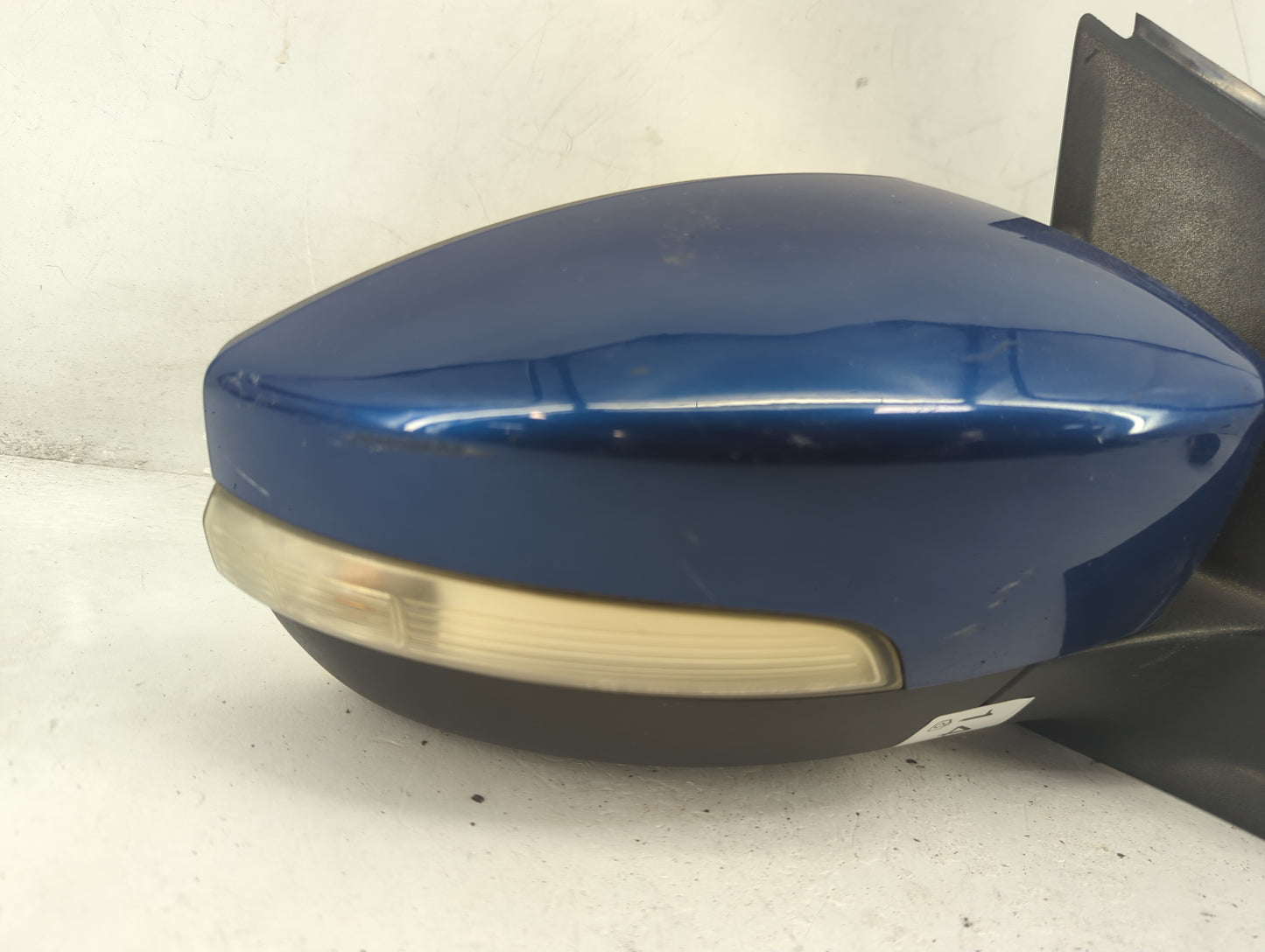 2017-2019 Ford Escape Passenger Side View Mirror - Right Door Mirror OEM Used - Oemusedautoparts1.com