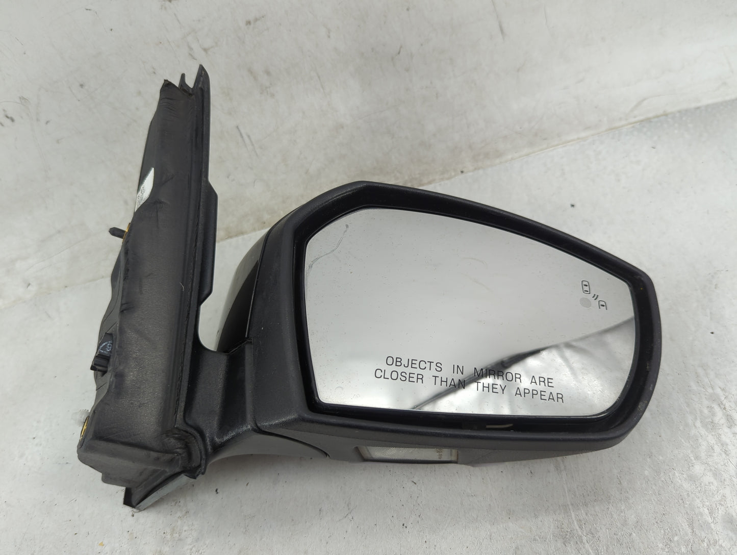 2017-2019 Ford Escape Passenger Side View Mirror - Right Door Mirror OEM Used - Oemusedautoparts1.com