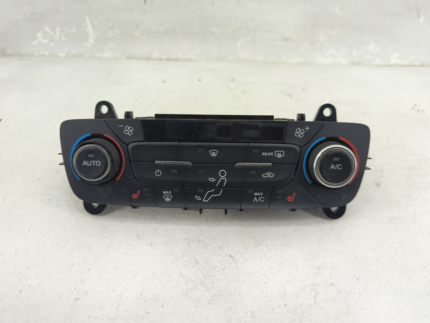 2017 Ford Escape Climate Control Module Temperature AC/Heater Replacement P/N:GJ5T-18C612-FA Fits OEM Used Auto Parts - Oemu