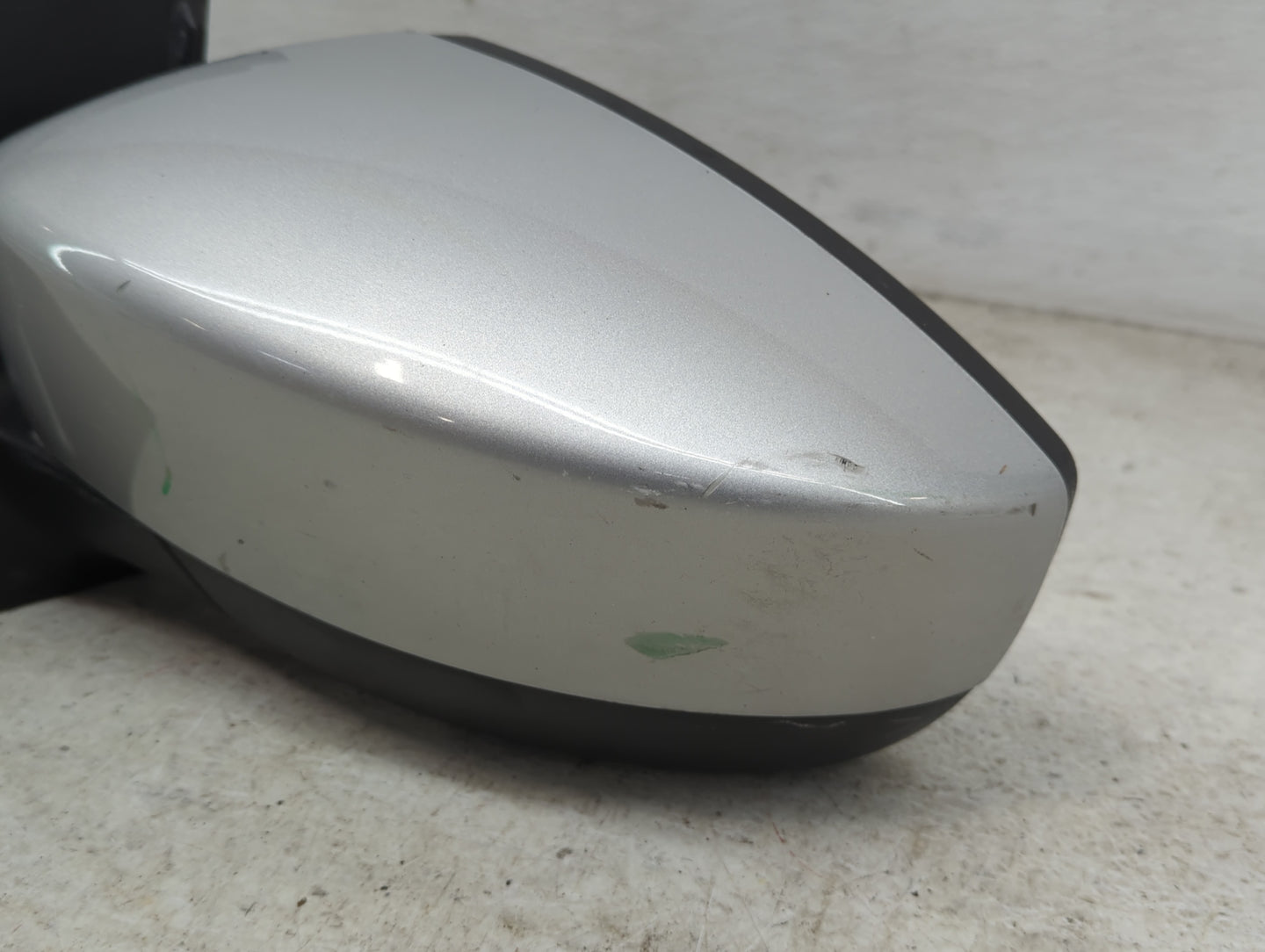 2017-2019 Ford Escape Driver Side View Mirror - Left Door Mirror OEM Used - Oemusedautoparts1.com