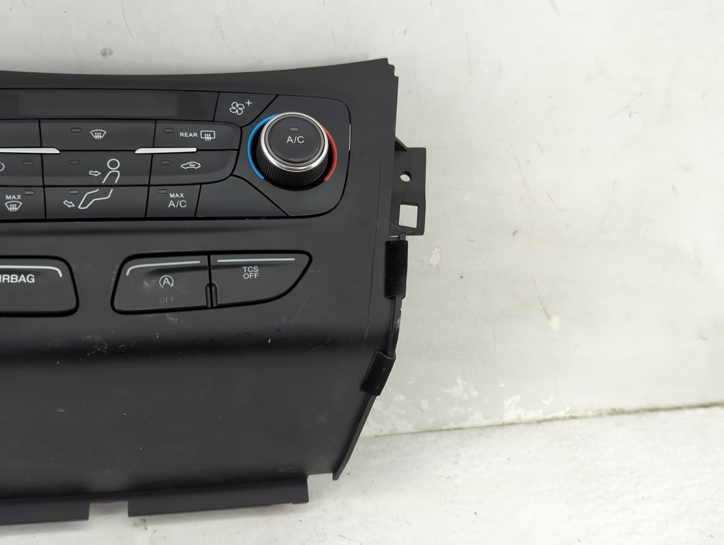 2017 Ford Escape Climate Control Module Temperature AC/Heater Replacement P/N:GJ5T-18C612-AC Fits OEM Used Auto Parts - Oemu