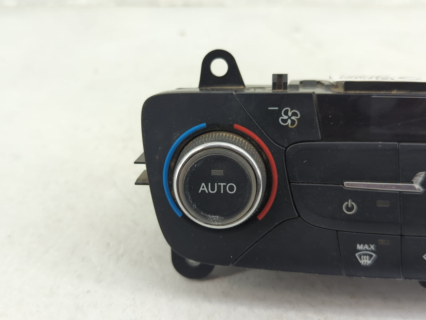 2017 Ford Escape Climate Control Module Temperature AC/Heater Replacement P/N:GJ5T-18C612-AE Fits OEM Used Auto Parts - Oemu