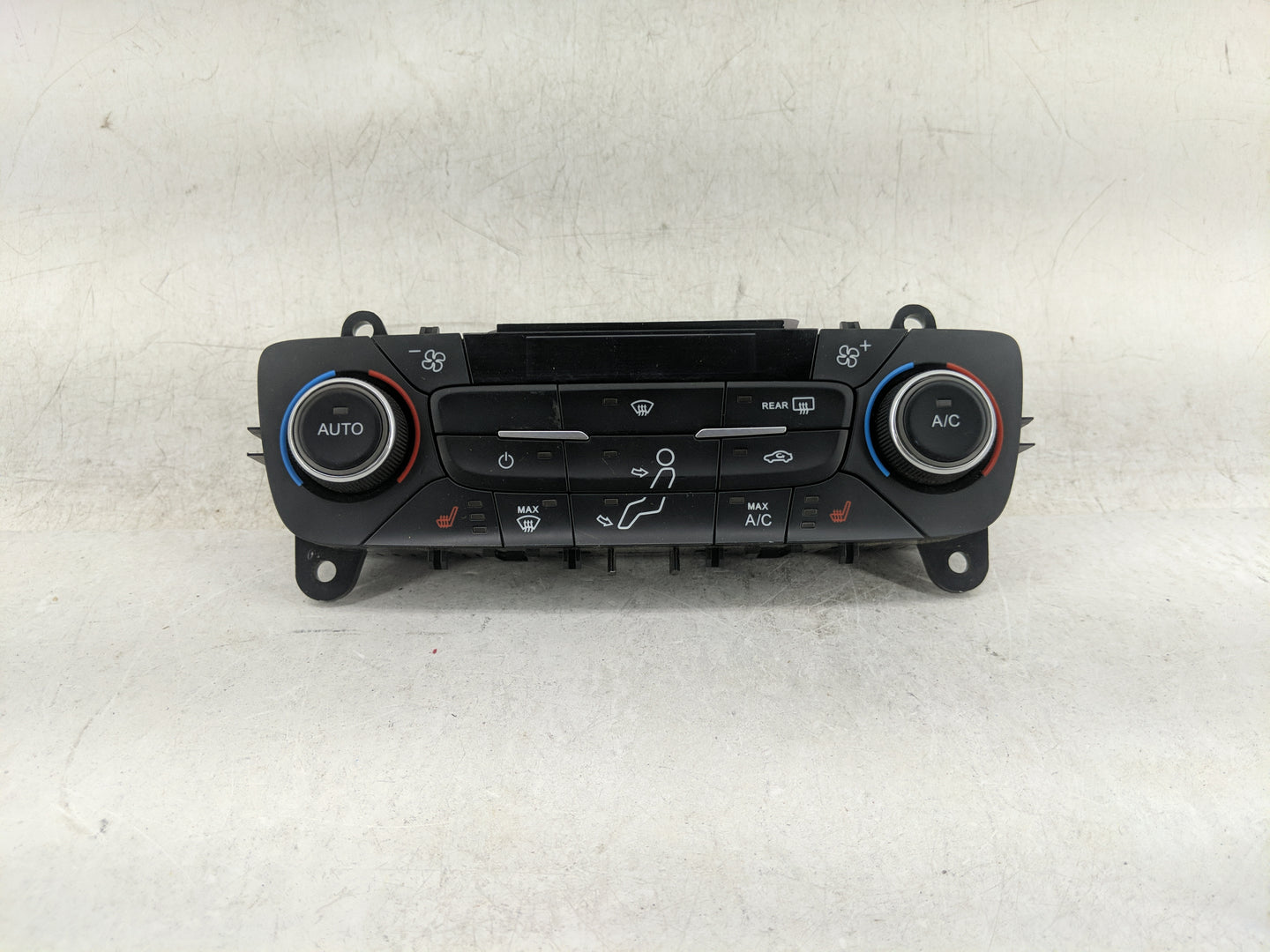 2017 Ford Escape Climate Control Module Temperature AC/Heater Replacement P/N:GJ5T-18C612-CE Fits OEM Used Auto Parts - Oemu