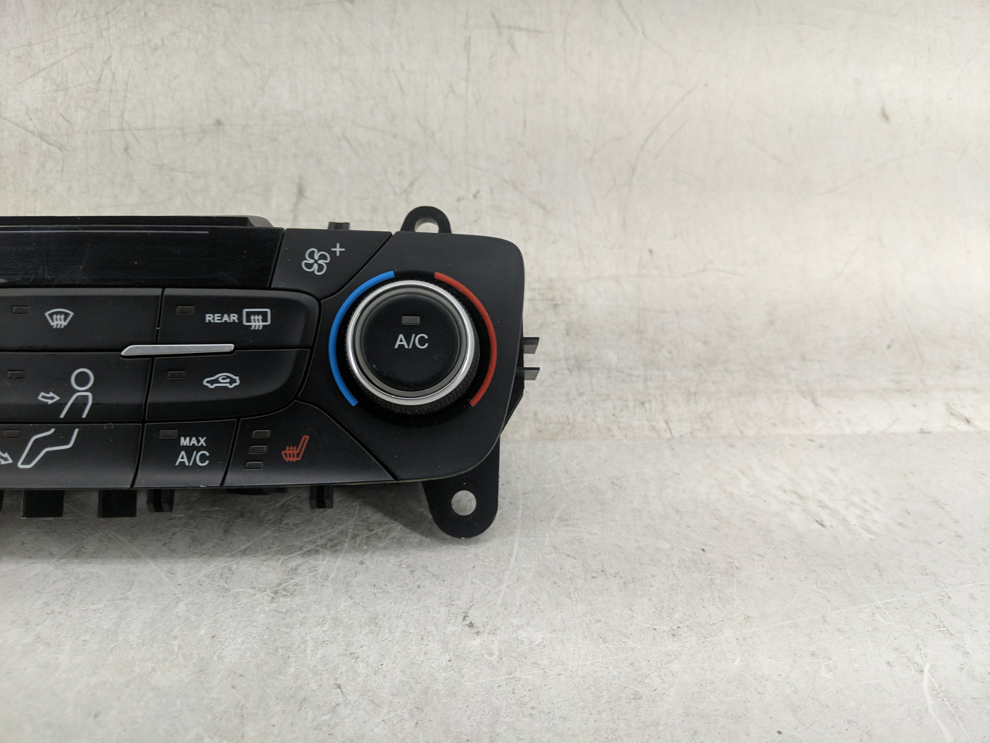2017 Ford Escape Climate Control Module Temperature AC/Heater Replacement P/N:GJ5T-18C612-CE Fits OEM Used Auto Parts - Oemu