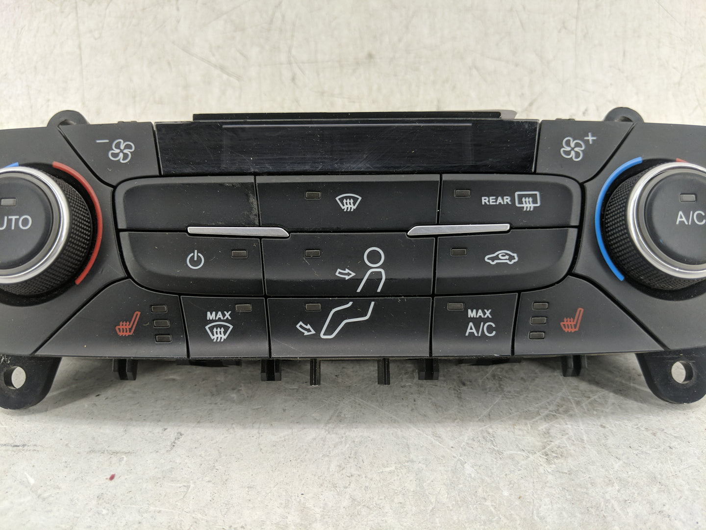 2017 Ford Escape Climate Control Module Temperature AC/Heater Replacement P/N:GJ5T-18C612-CE Fits OEM Used Auto Parts - Oemu