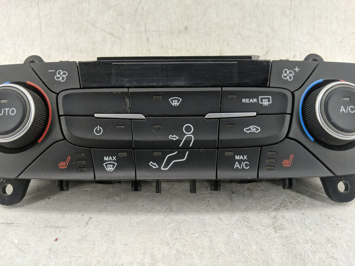 2017 Ford Escape Climate Control Module Temperature AC/Heater Replacement P/N:GJ5T-18C612-CE Fits OEM Used Auto Parts - Oemu