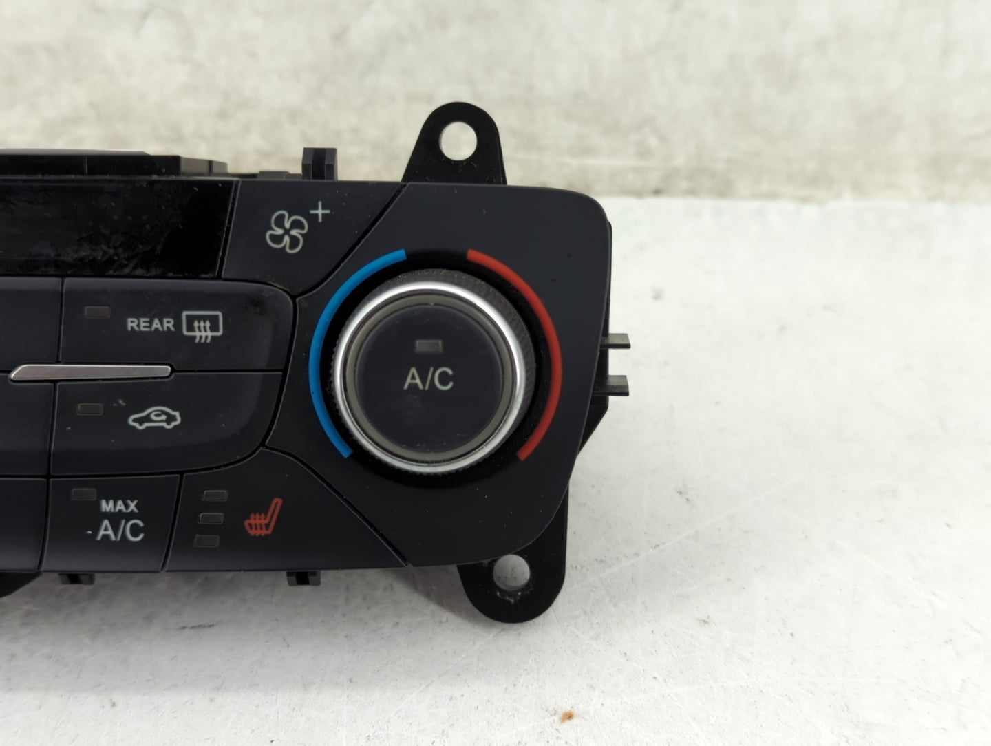 2017 Ford Escape Climate Control Module Temperature AC/Heater Replacement P/N:GJ5T-18C612-FA Fits OEM Used Auto Parts - Oemu