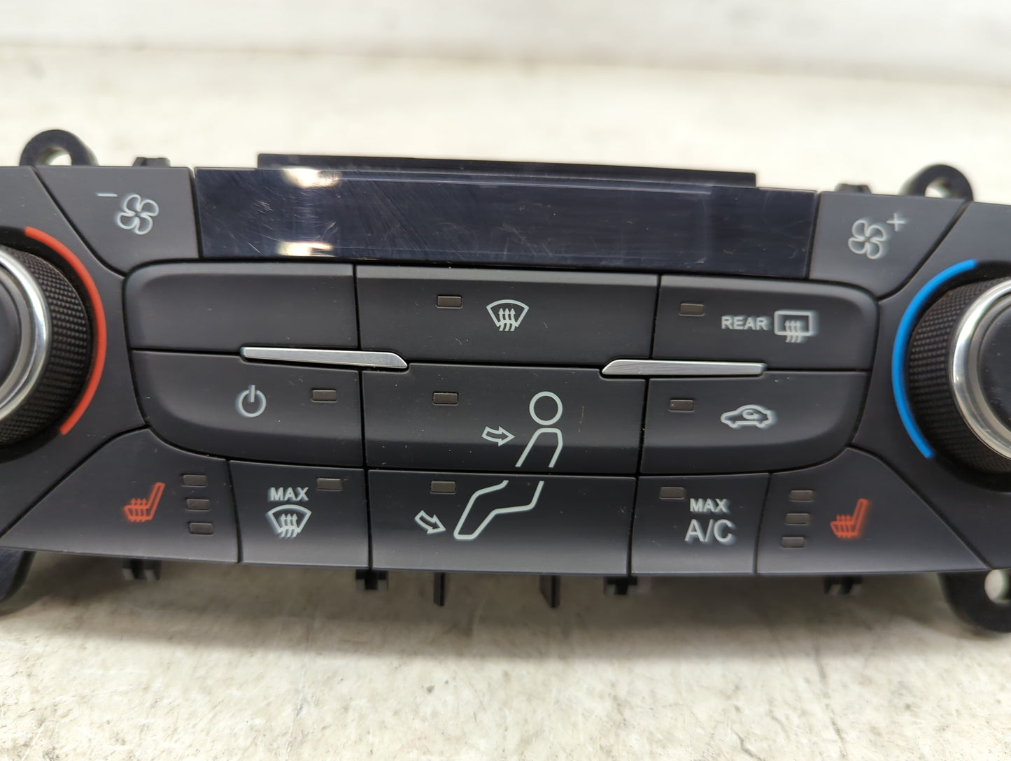 2017 Ford Escape Climate Control Module Temperature AC/Heater Replacement P/N:GJ5T-18C612-CE Fits OEM Used Auto Parts - Oemu