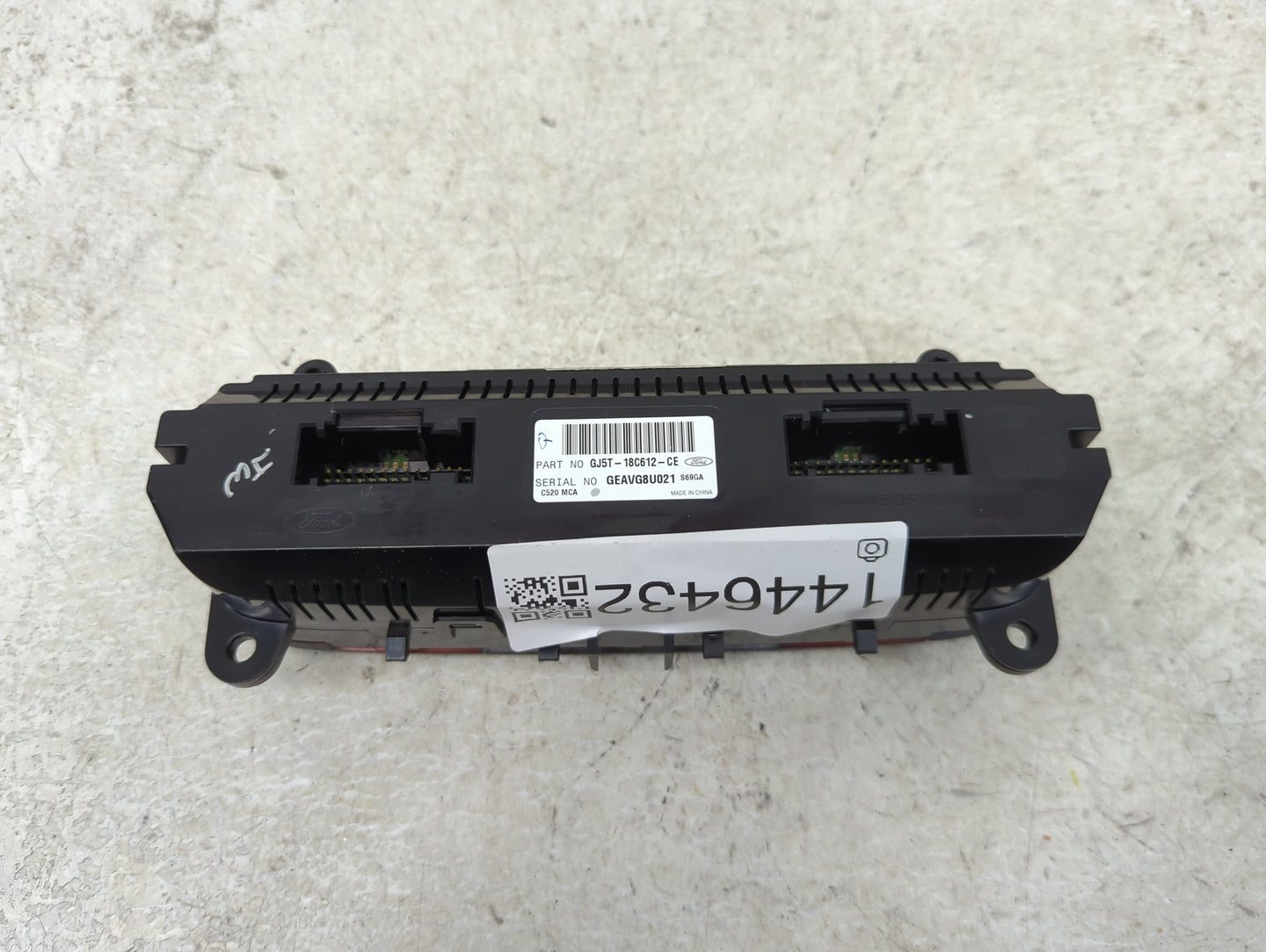 2017 Ford Escape Climate Control Module Temperature AC/Heater Replacement P/N:GJ5T-18C612-CE Fits OEM Used Auto Parts - Oemu