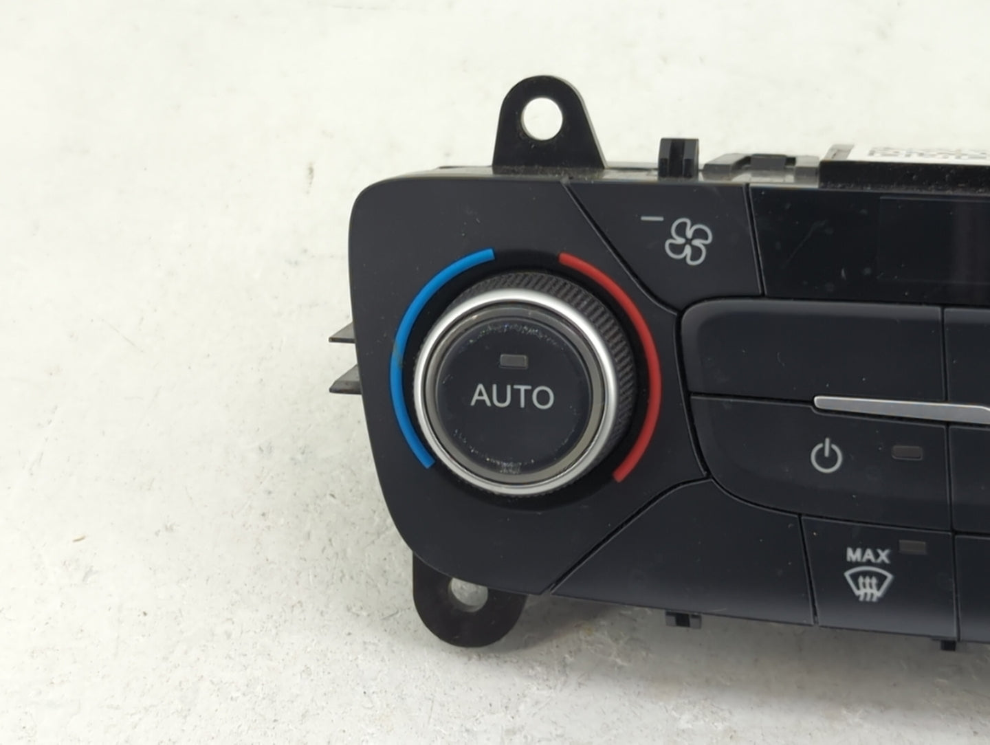 2017 Ford Escape Climate Control Module Temperature AC/Heater Replacement P/N:GJ5T-18C612-EA Fits OEM Used Auto Parts - Oemu