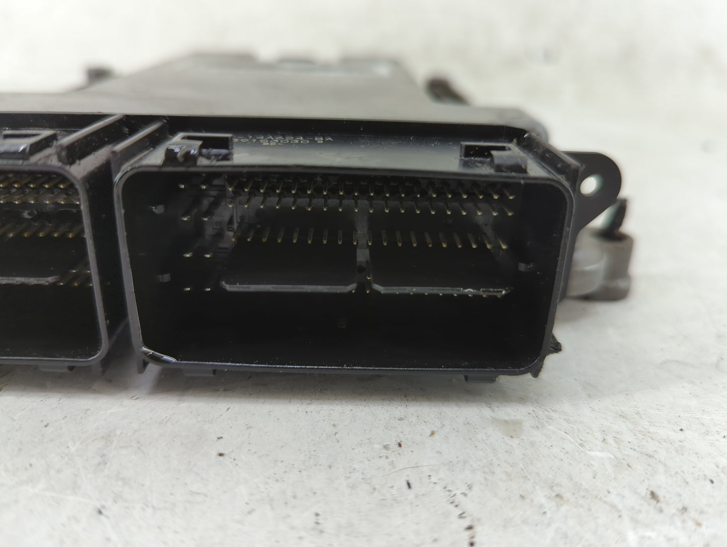 2017-2018 Ford Escape PCM Engine Control Computer ECU ECM PCU OEM P/N:HJ5A-12A650-HA HS7A-12B684-JA Fits Fits 2017 2018 OEM 