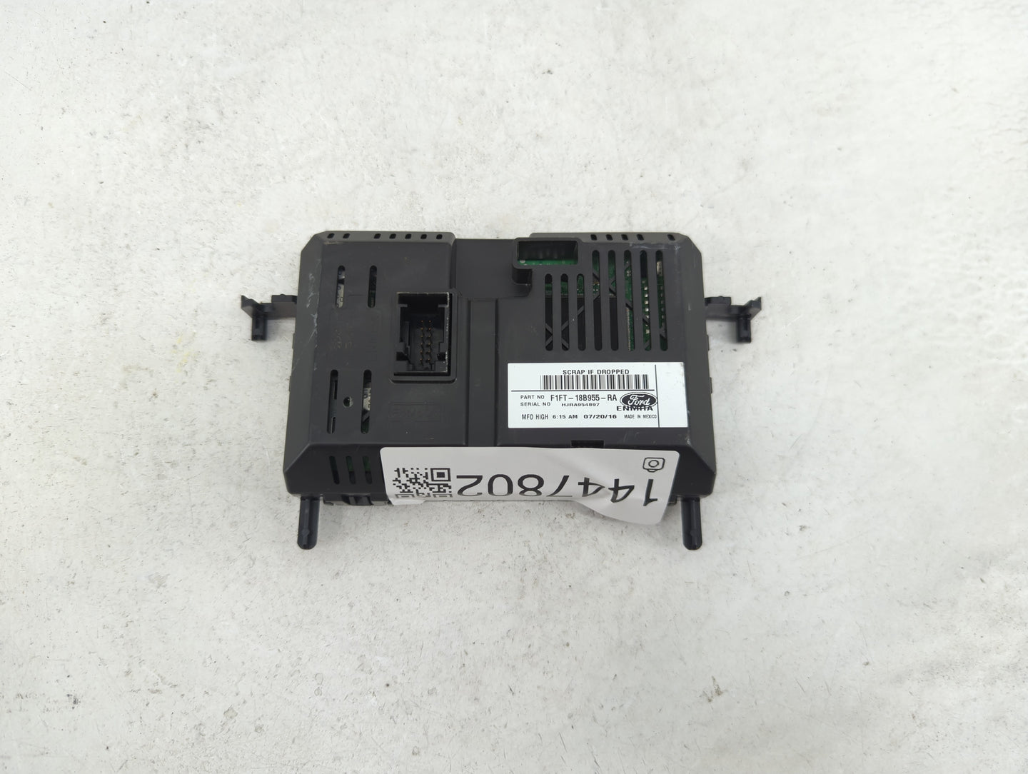 2017-2017 Ford Escape Information Display Screen - Oemusedautoparts1.com