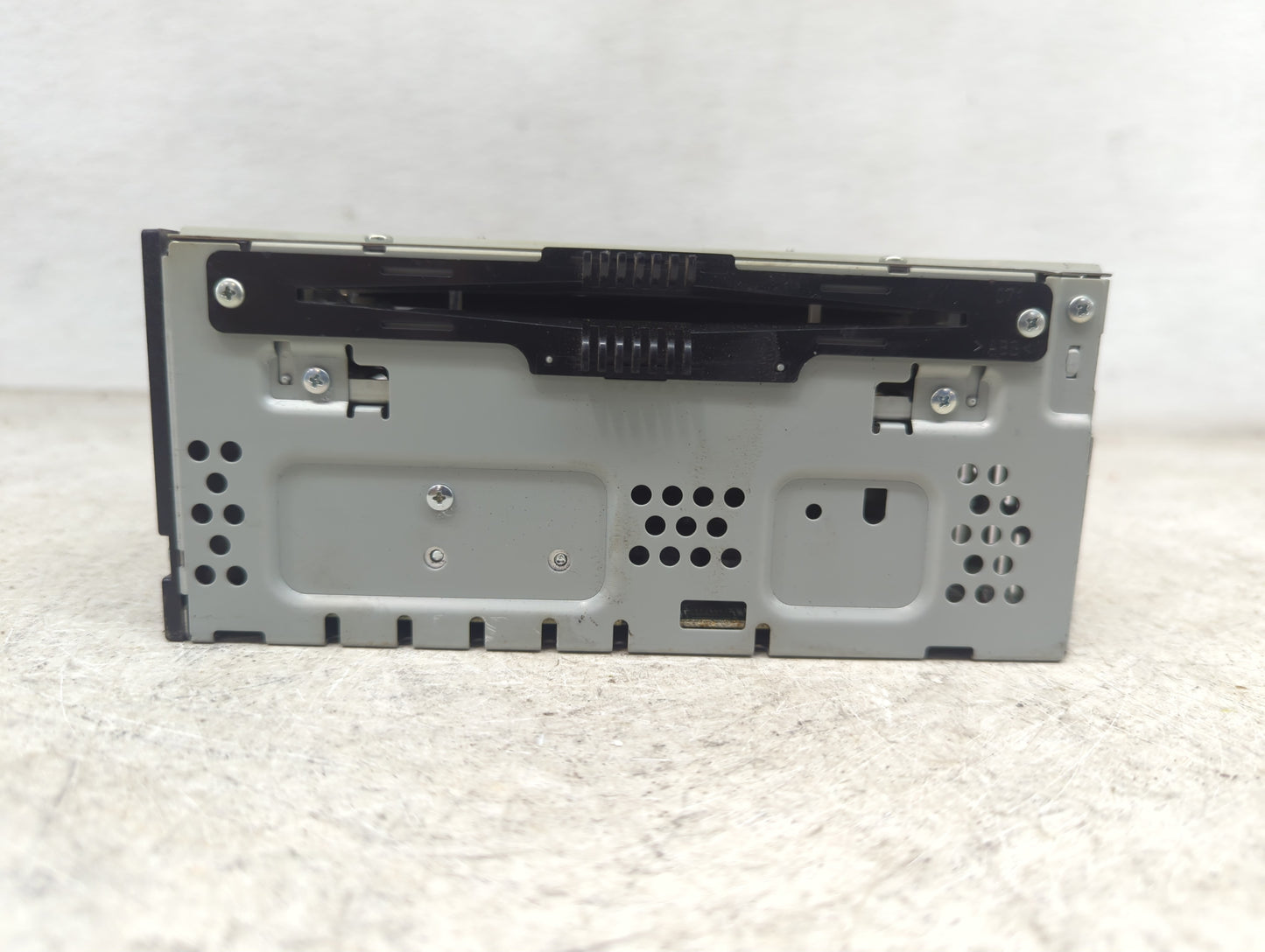 2017-2019 Ford Escape Radio AM FM Cd Player Receiver Replacement P/N:GJ5T-19C107-DD GJ5T-19C107-BE Fits Fits 2017 2018 2019 
