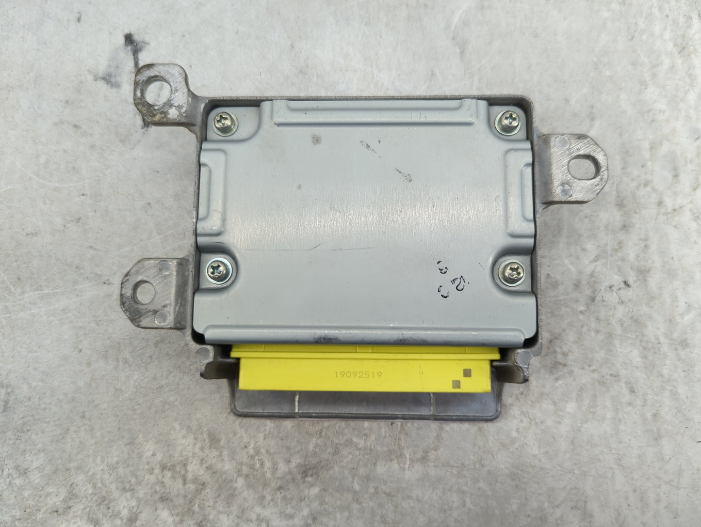 2017-2019 Ford Escape Body Control Module Bcm Inner Cabin Fuse Box - Oemusedautoparts1.com