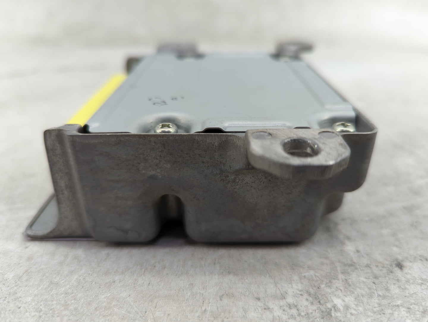 2017-2019 Ford Escape Body Control Module Bcm Inner Cabin Fuse Box - Oemusedautoparts1.com