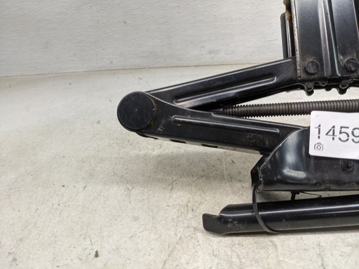 2017 Ford Escape Spare Scissor Car Jack 1459074 - Oemusedautoparts1.com