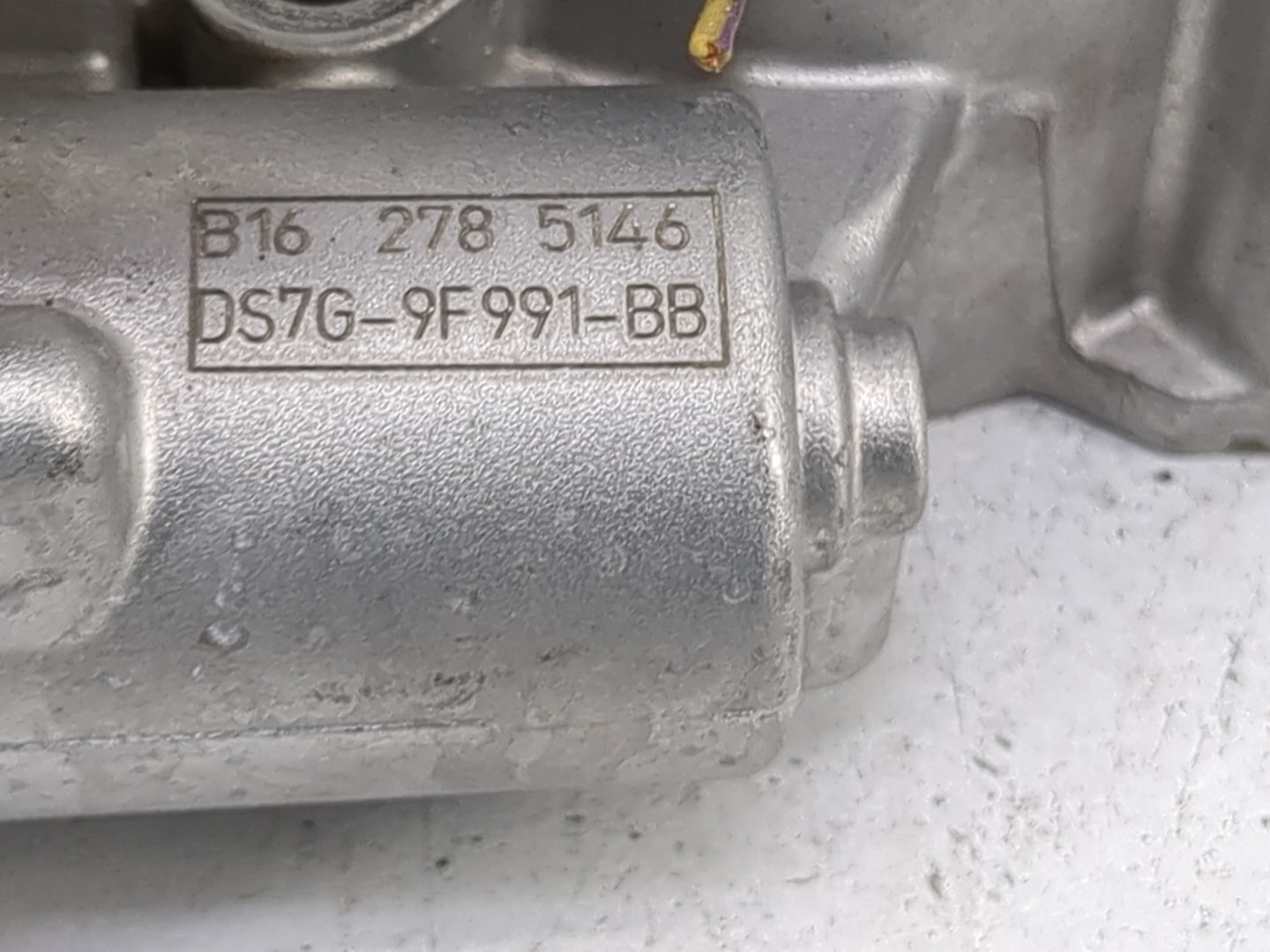 2017-2019 Ford Escape Throttle Body P/N:DS7G-9F991-BB Fits Fits 2014 2015 2016 2017 2018 2019 2020 OEM Used Auto Parts - Oem