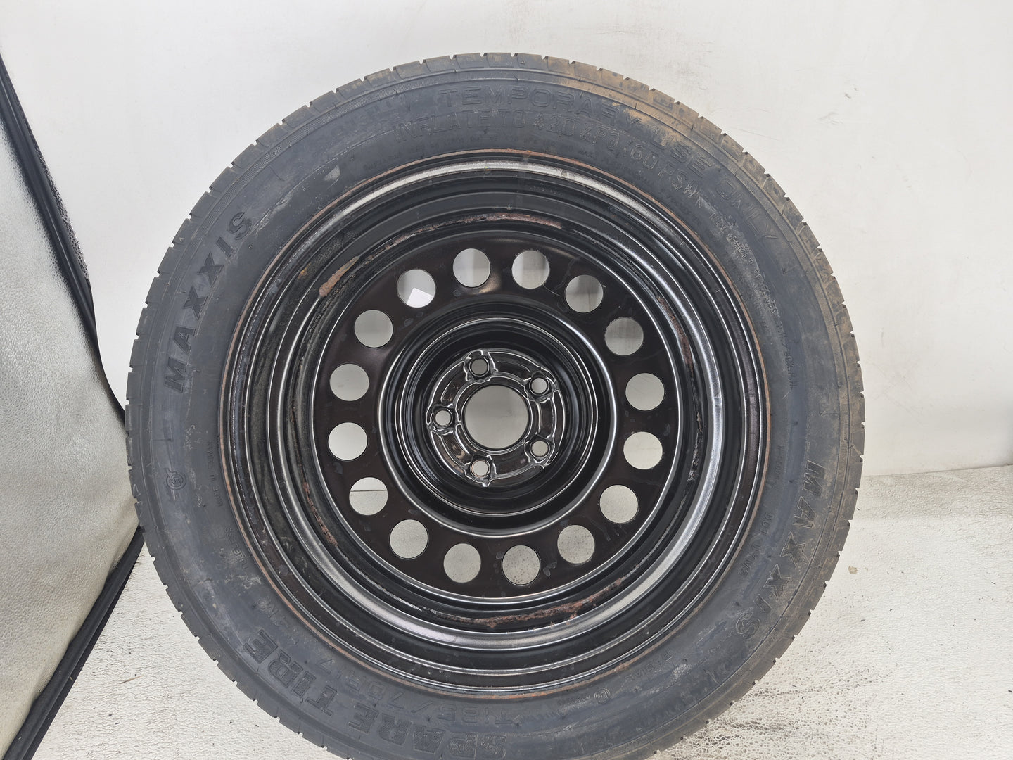 2013-2019 Ford Escape Spare Donut Tire Wheel Rim Oem 1461763 - Oemusedautoparts1.com