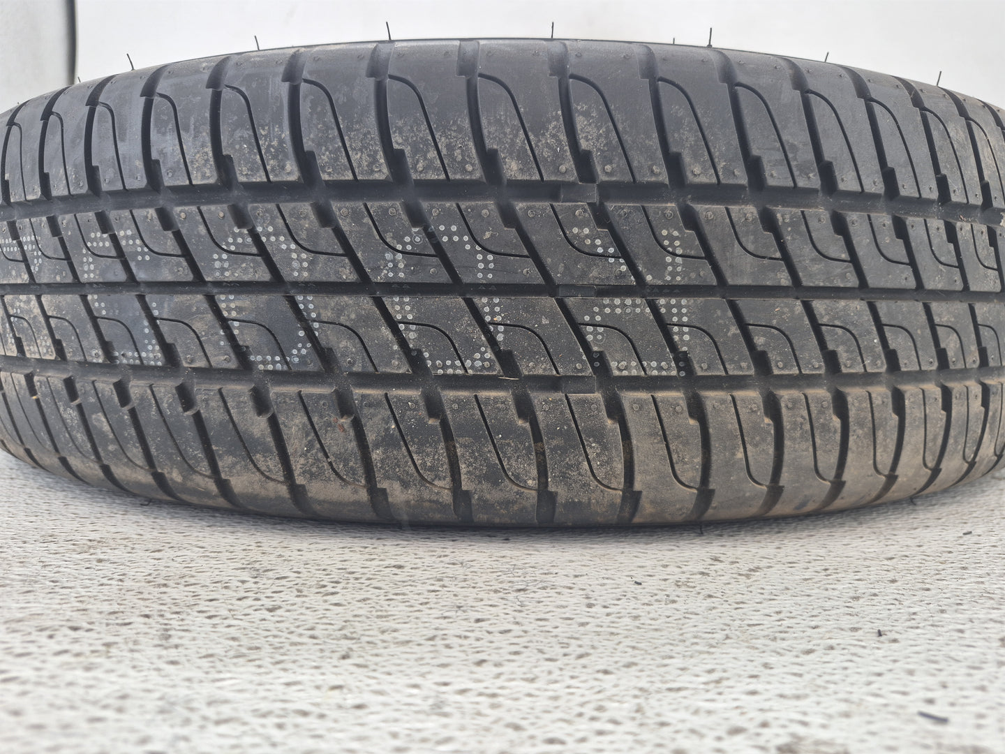 2013-2019 Ford Escape Spare Donut Tire Wheel Rim Oem 1461763 - Oemusedautoparts1.com