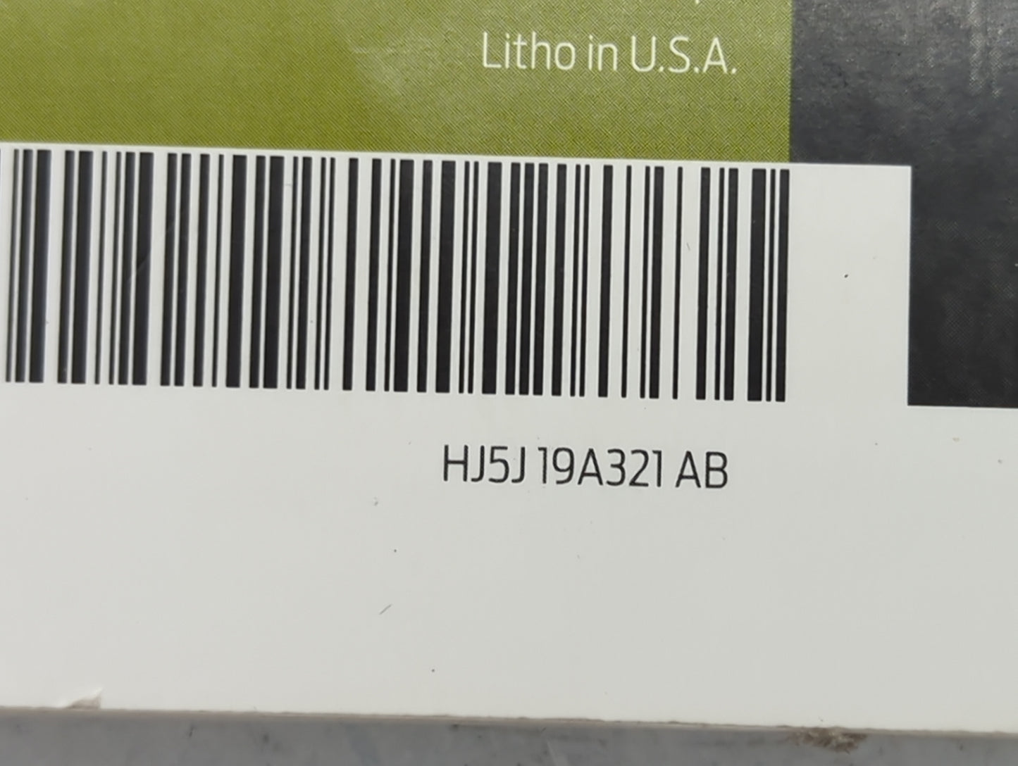 2017 Ford Escape Owners Manual Book Guide P/N:HJ5J19A321AB OEM Used Auto Parts - Oemusedautoparts1.com