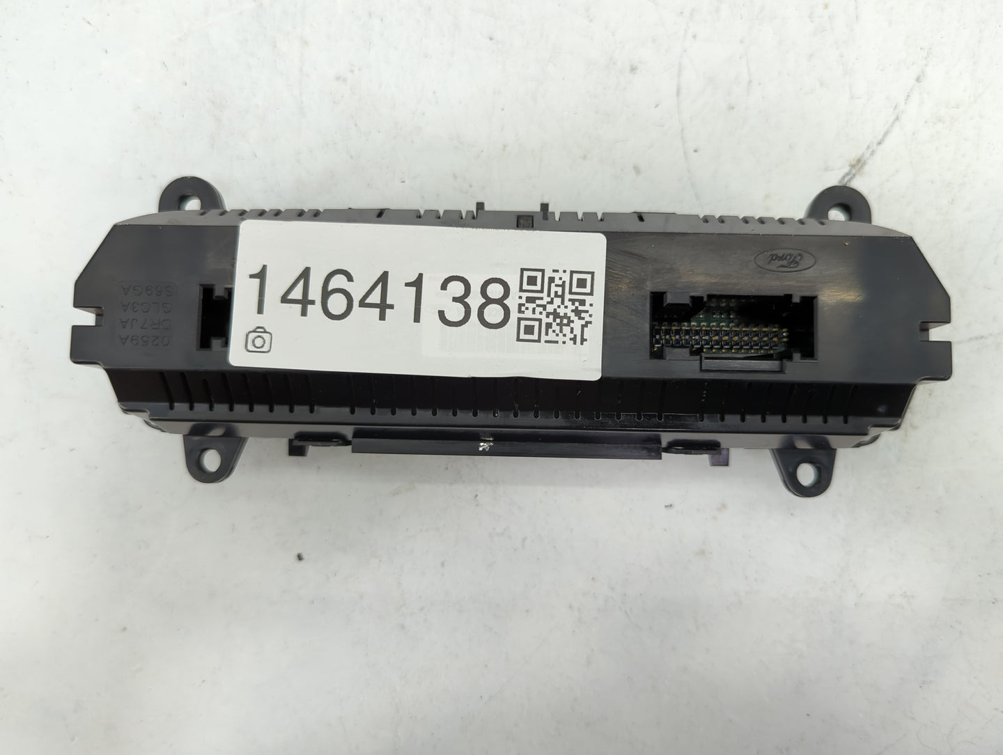 2017 Ford Escape Climate Control Module Temperature AC/Heater Replacement Fits OEM Used Auto Parts - Oemusedautoparts1.com